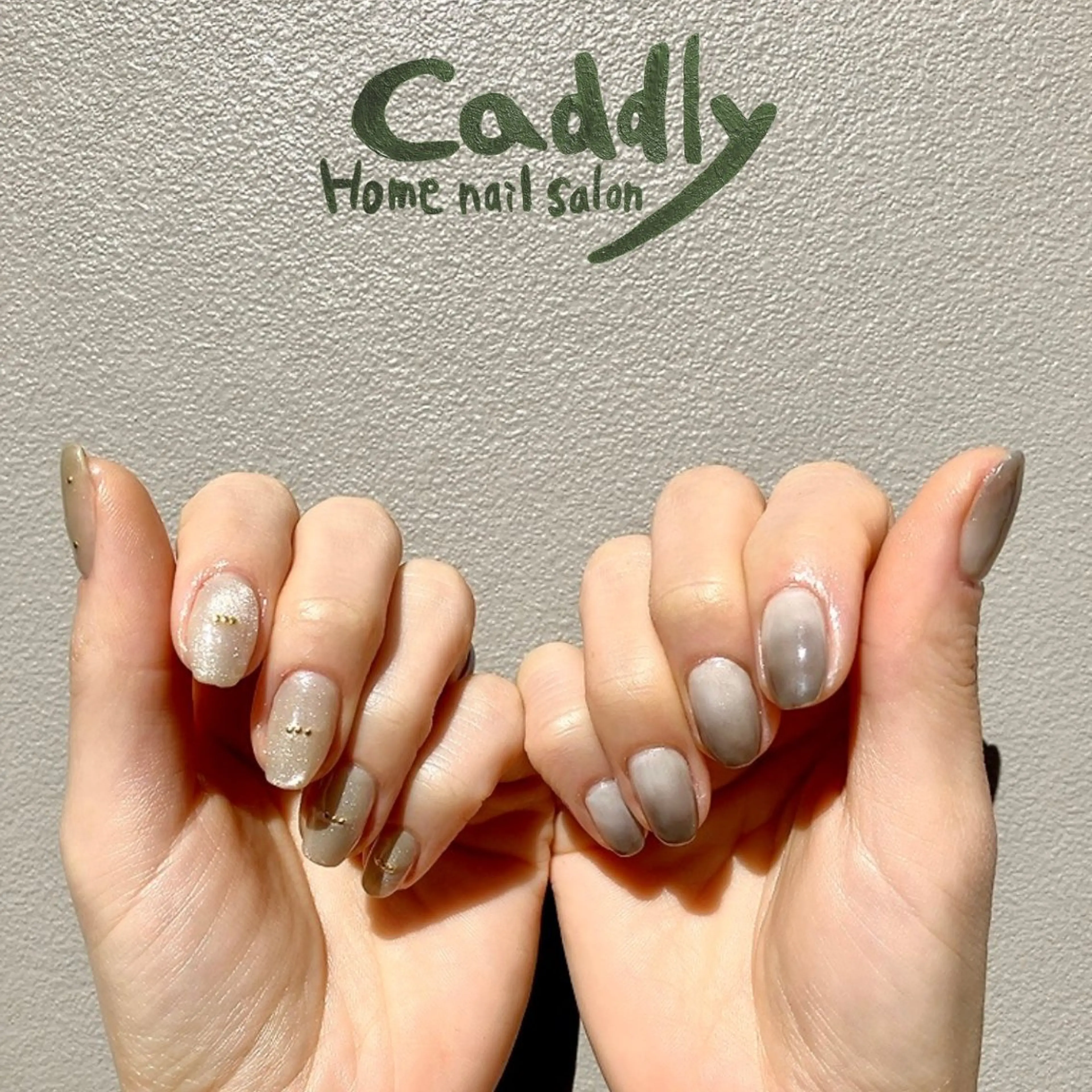ネイル シンプルネイル ハンドネイル caddly naoのネイルデザイン