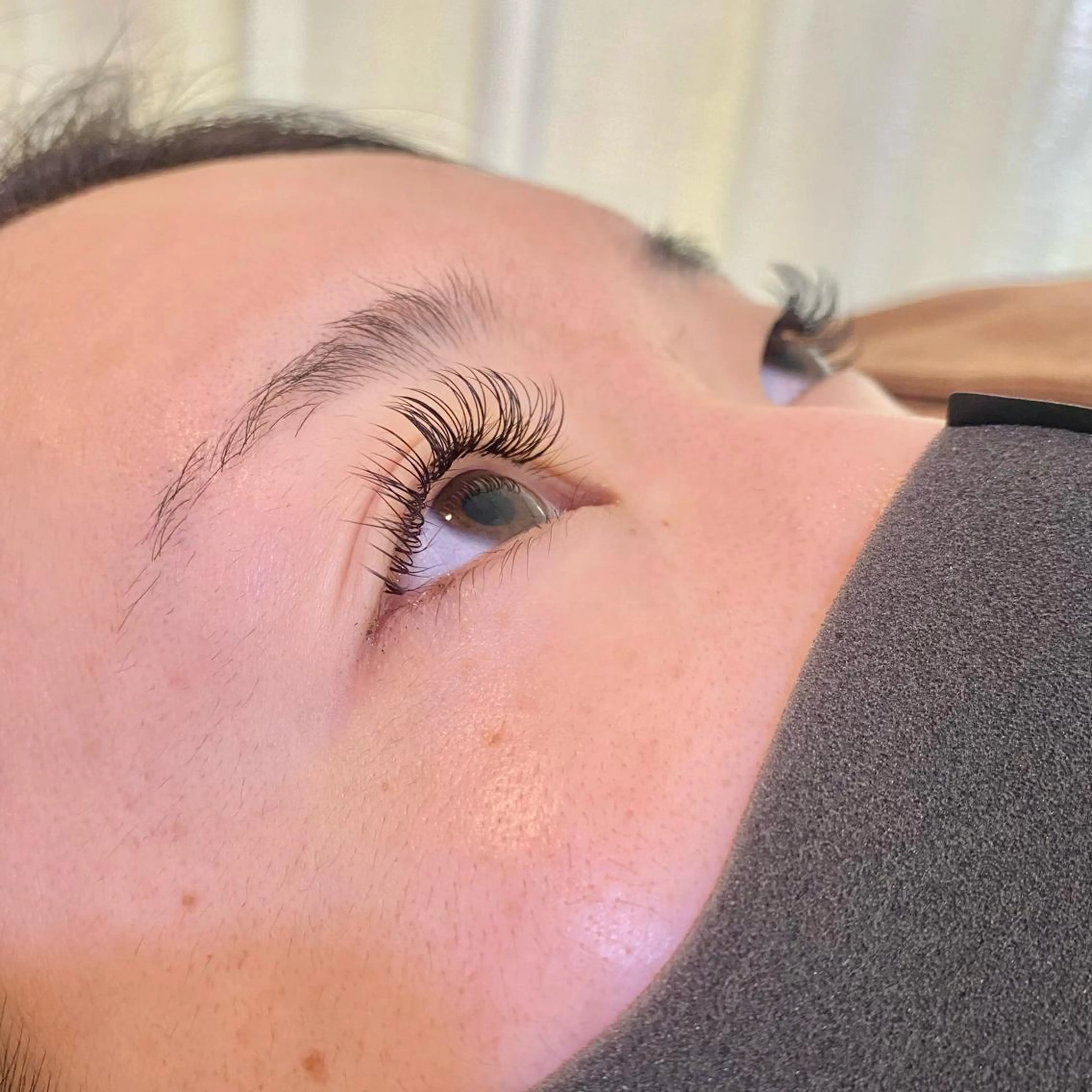 マツエク・マツパ マツエク GO TODAYAmiu所属・束感まつげ さりなのマツエク・マツパデザイン