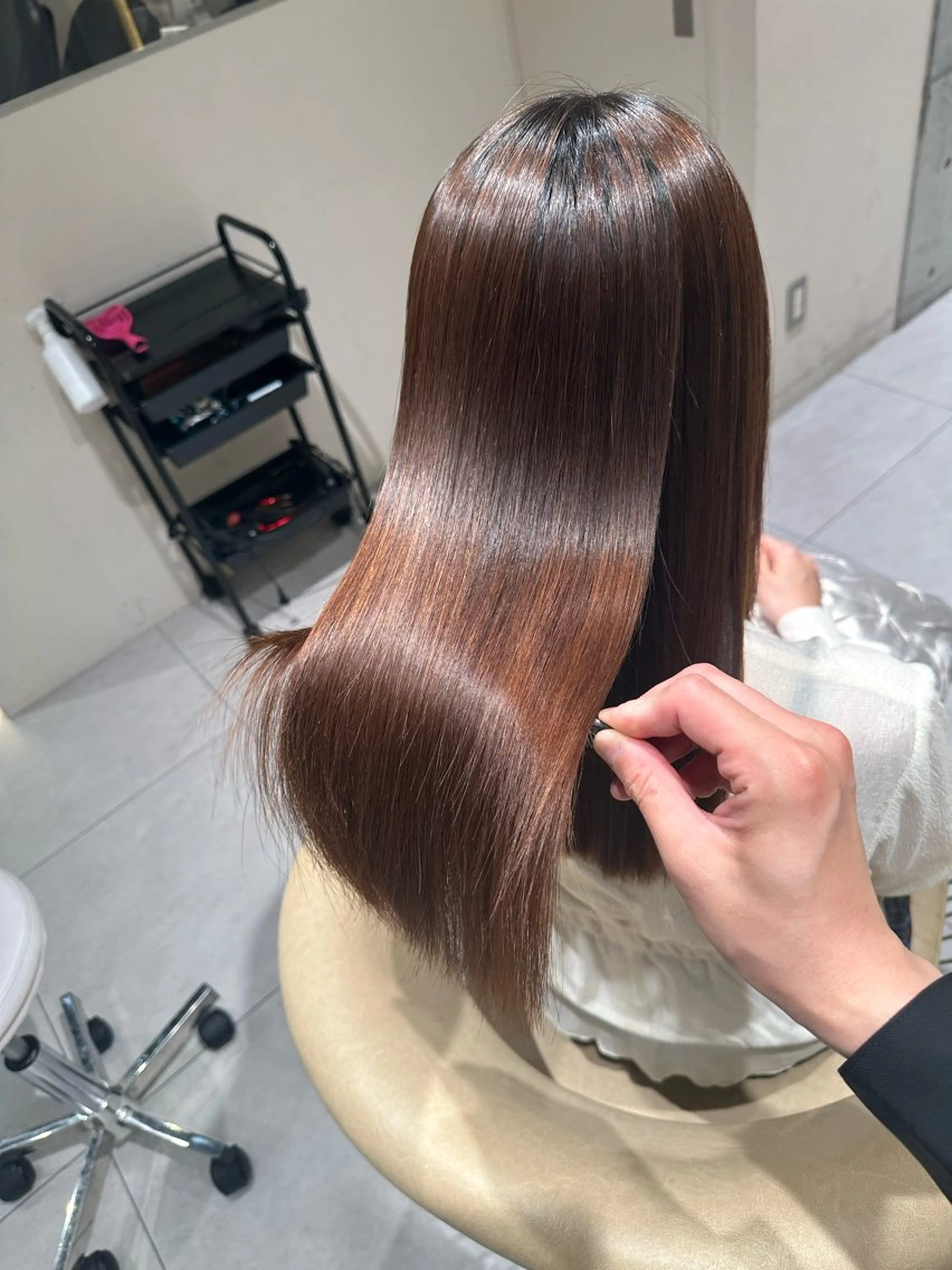 ロング カット 縮毛矯正 トリートメント 《髪質改善✖️オリー ブ🧸》小嶋拓也のヘアスタイル