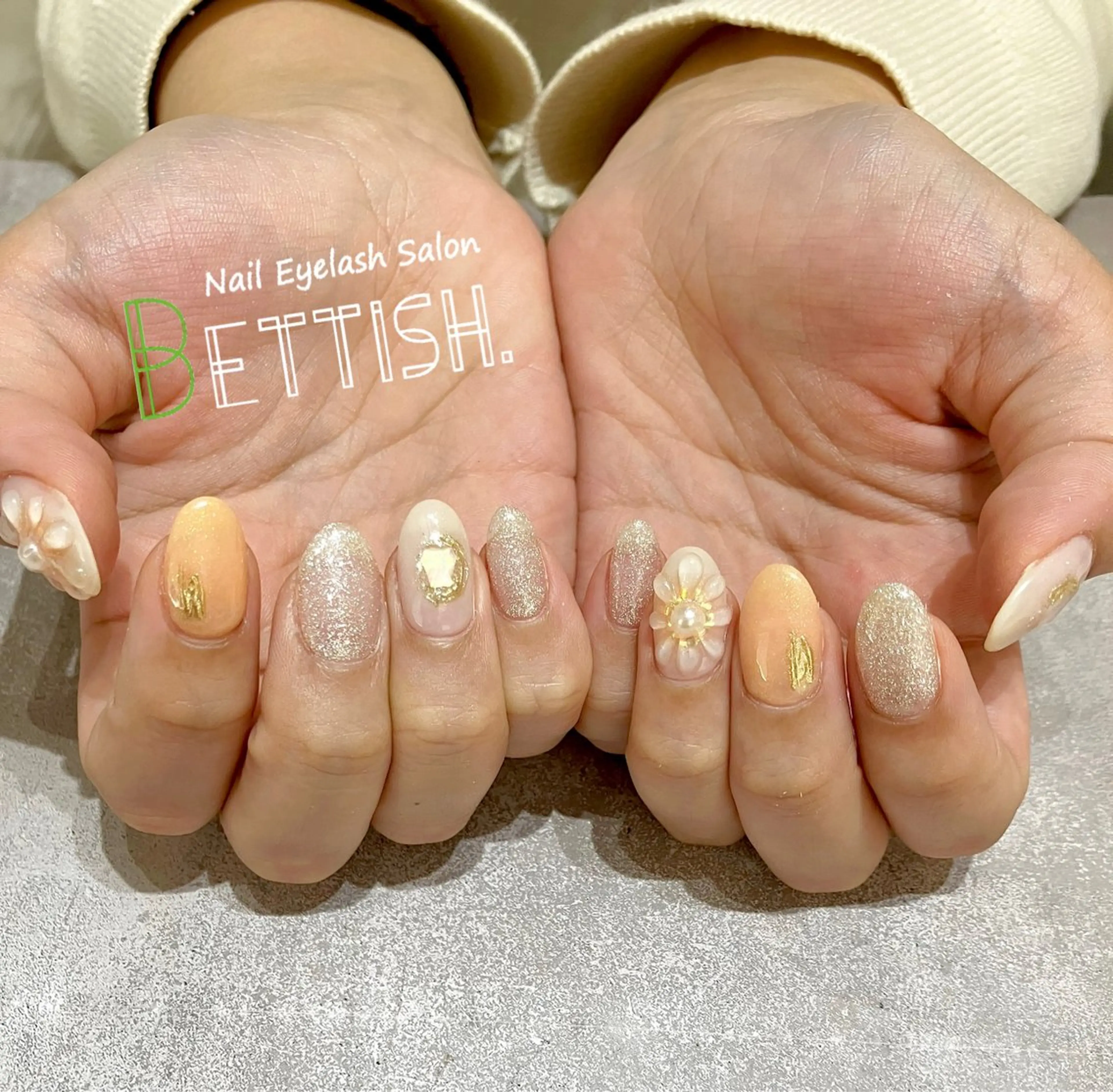 ネイル オレンジ ハンドネイル BETTISH. KUMIKO☺︎︎のネイルデザイン