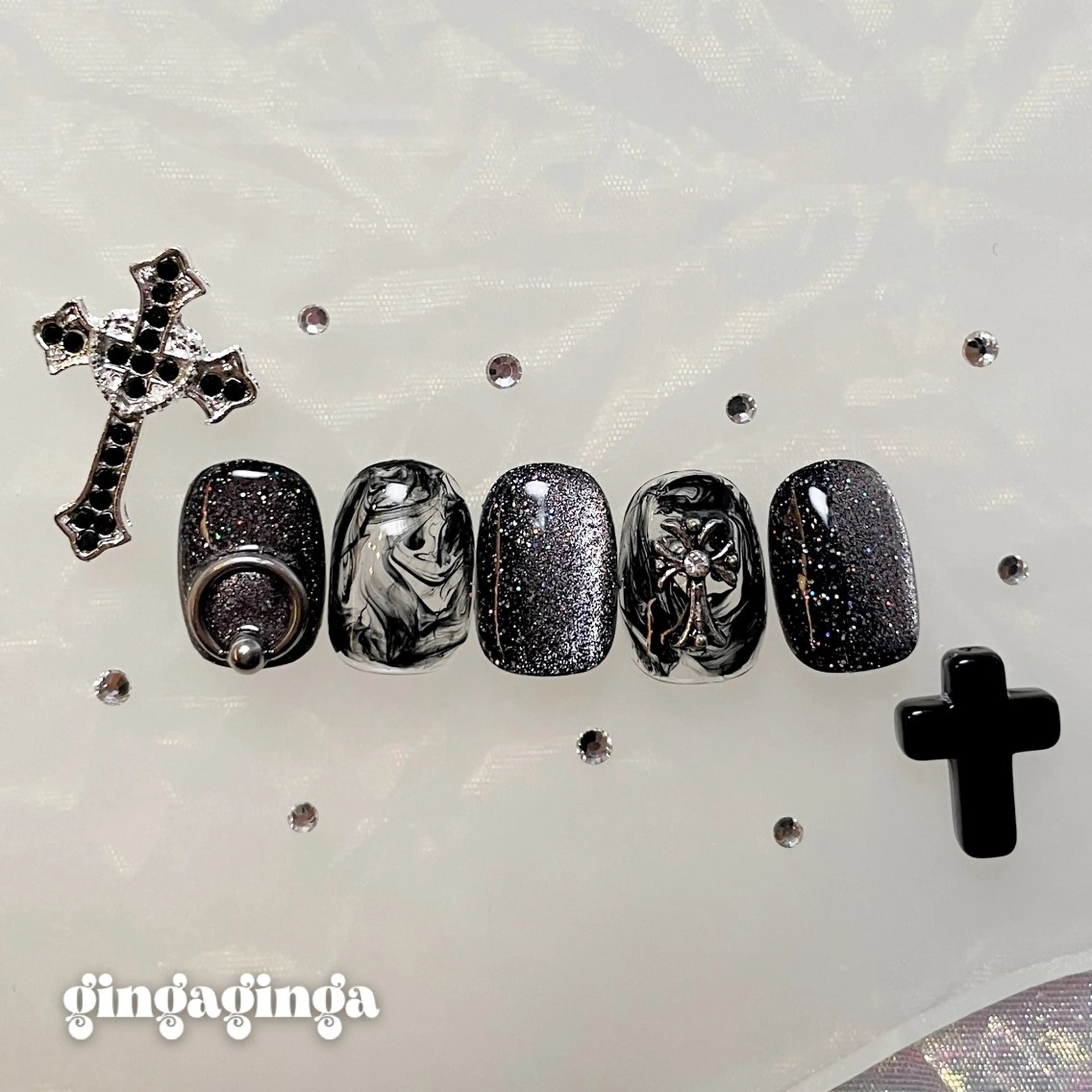 ショート ハンドネイル watanabe miyuuのネイルデザイン