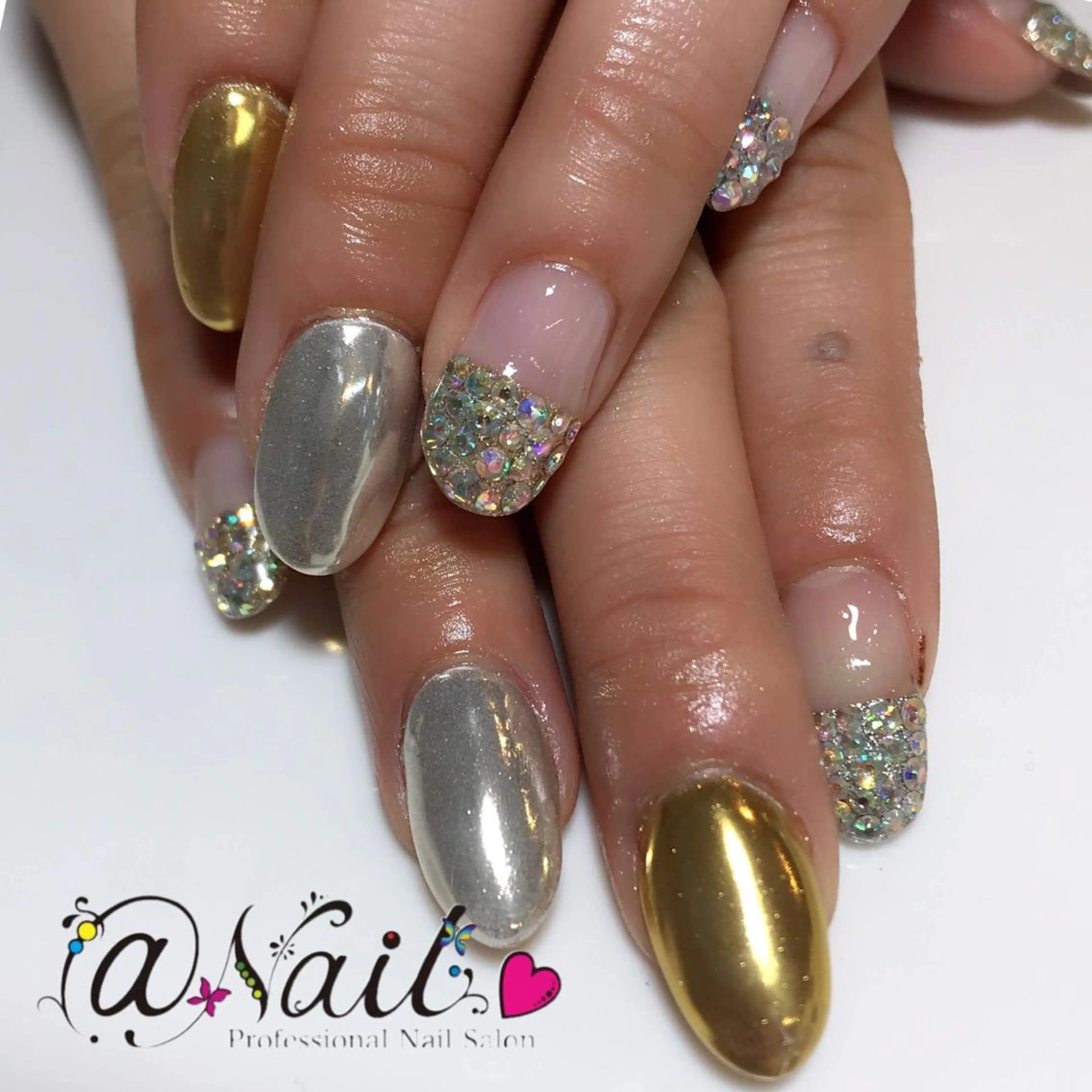 ネイル 小尾 栞のネイルデザイン