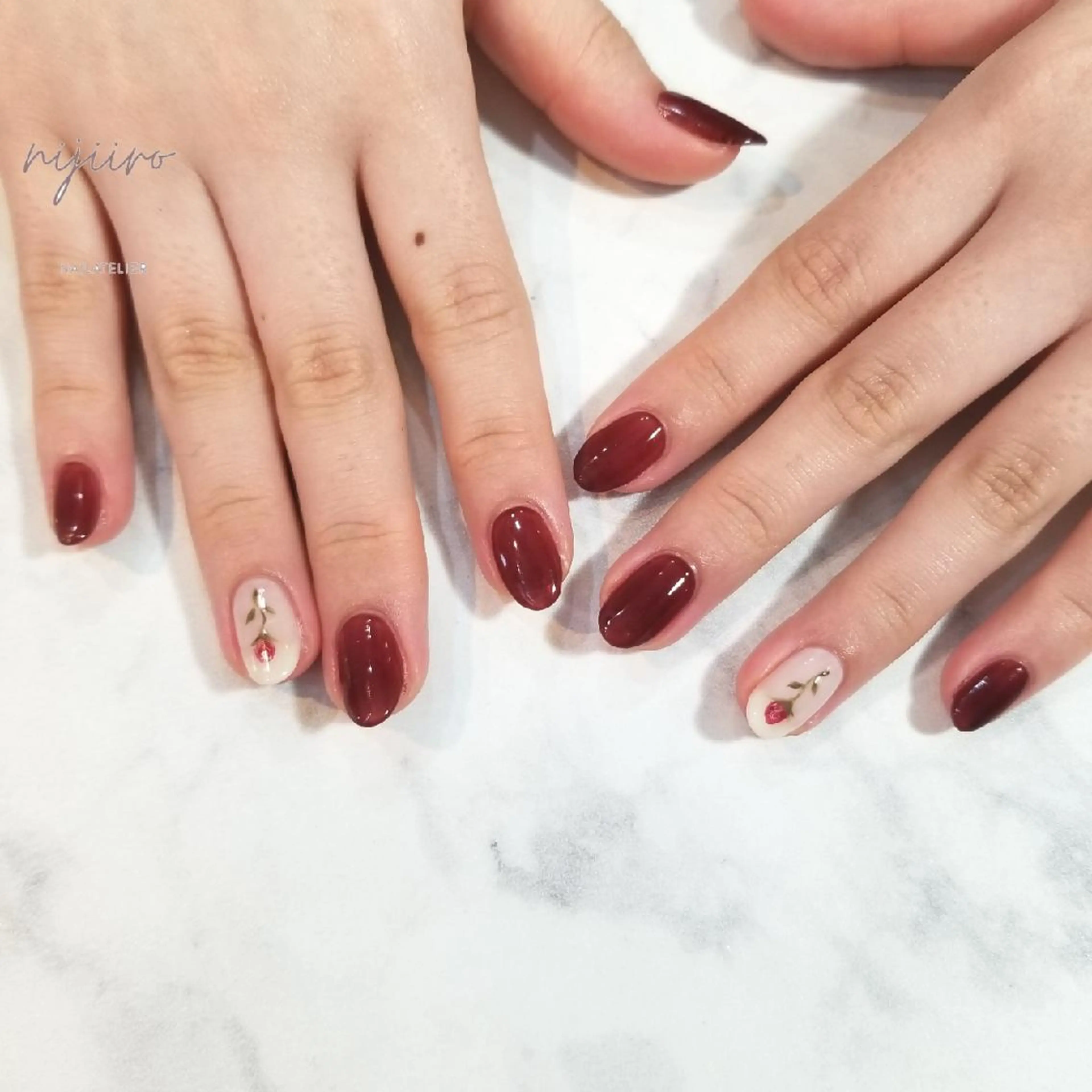 ネイル ハンドネイル nailatelier nijiiro.所属・nijiiro🌈 サトウのネイルデザイン