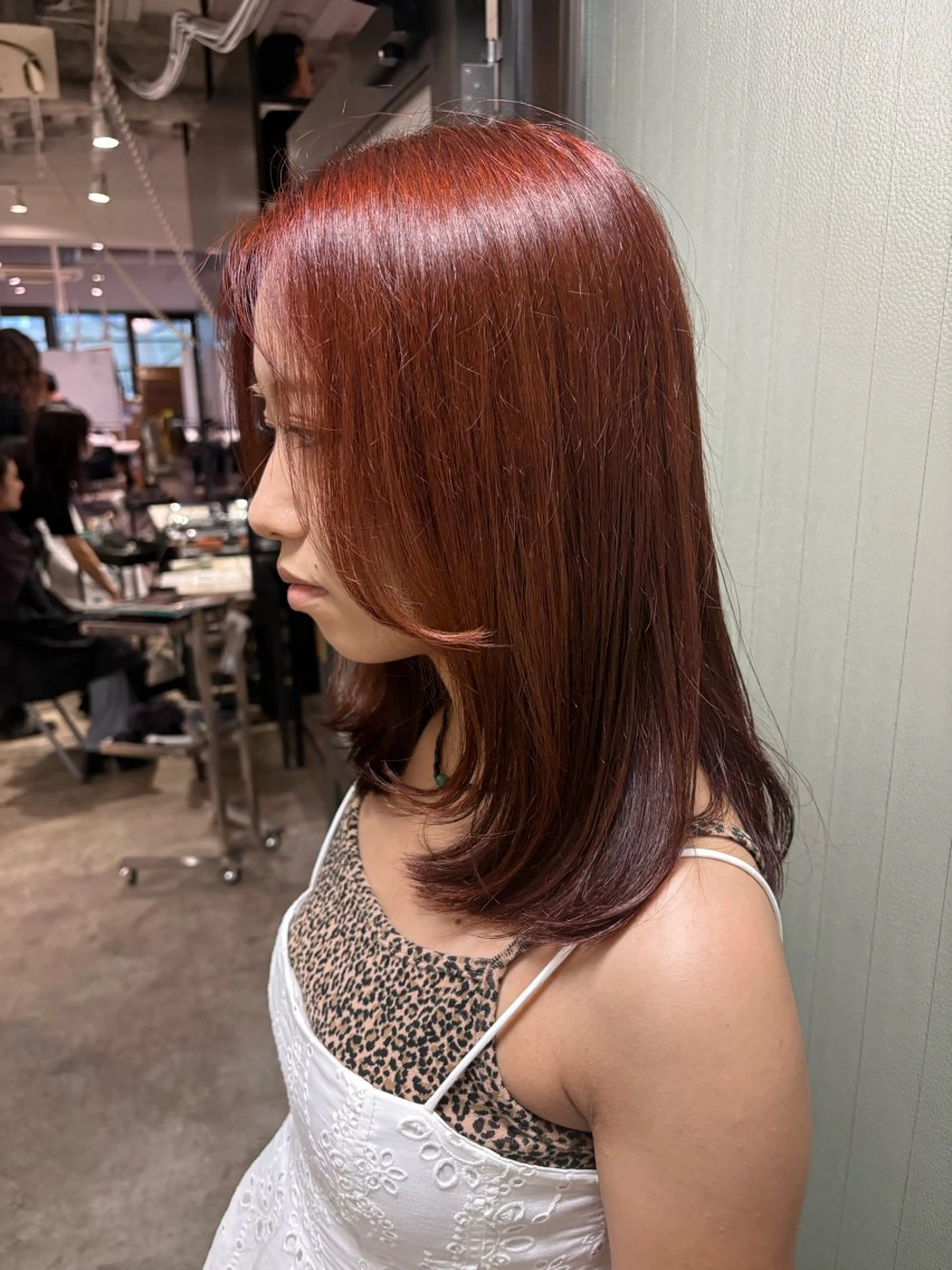 ミディアム ALBUM ACADEMY 清水のヘアスタイル