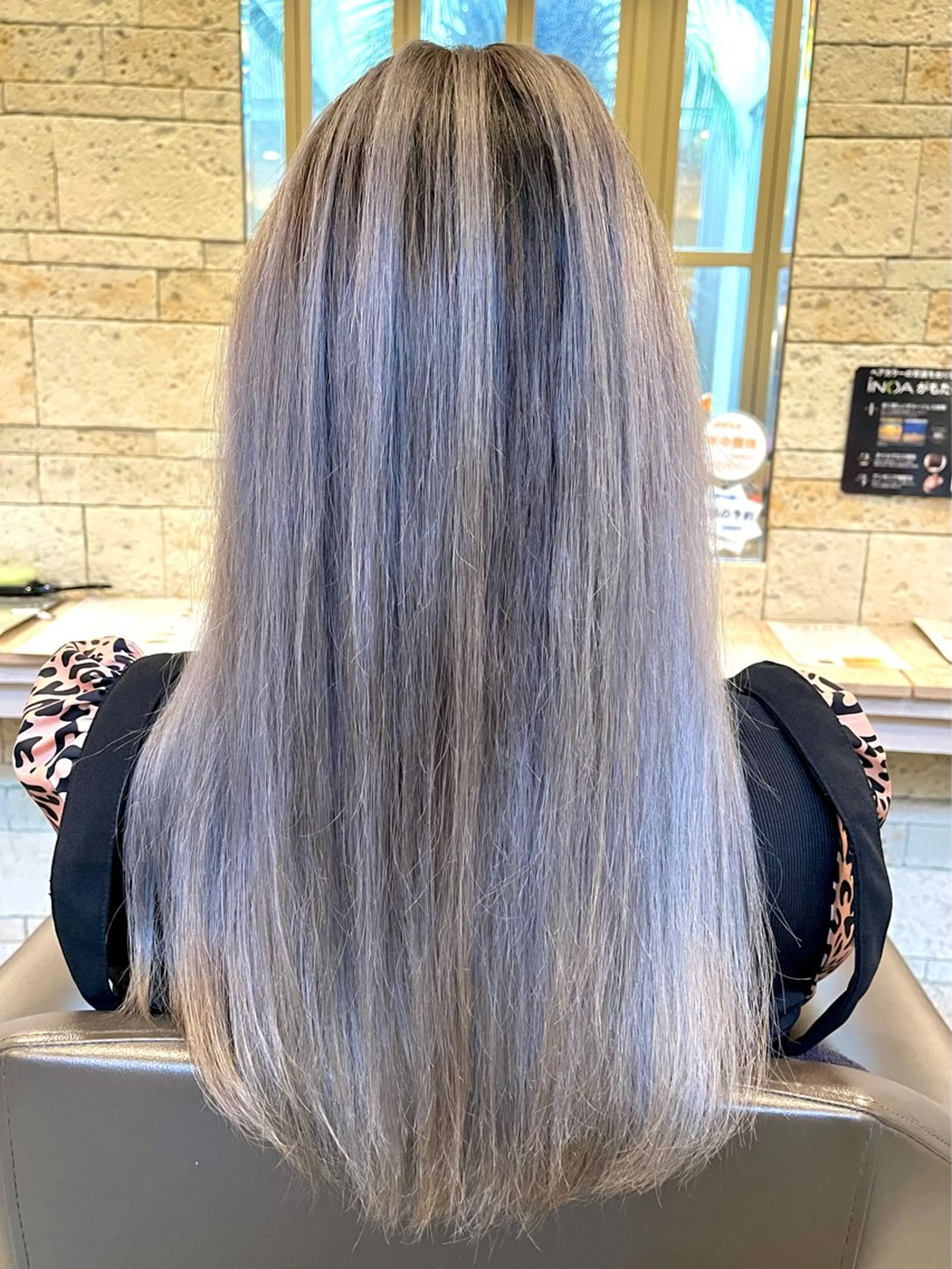 ロング カット ヘアカラー 小塚 和眞のヘアスタイル