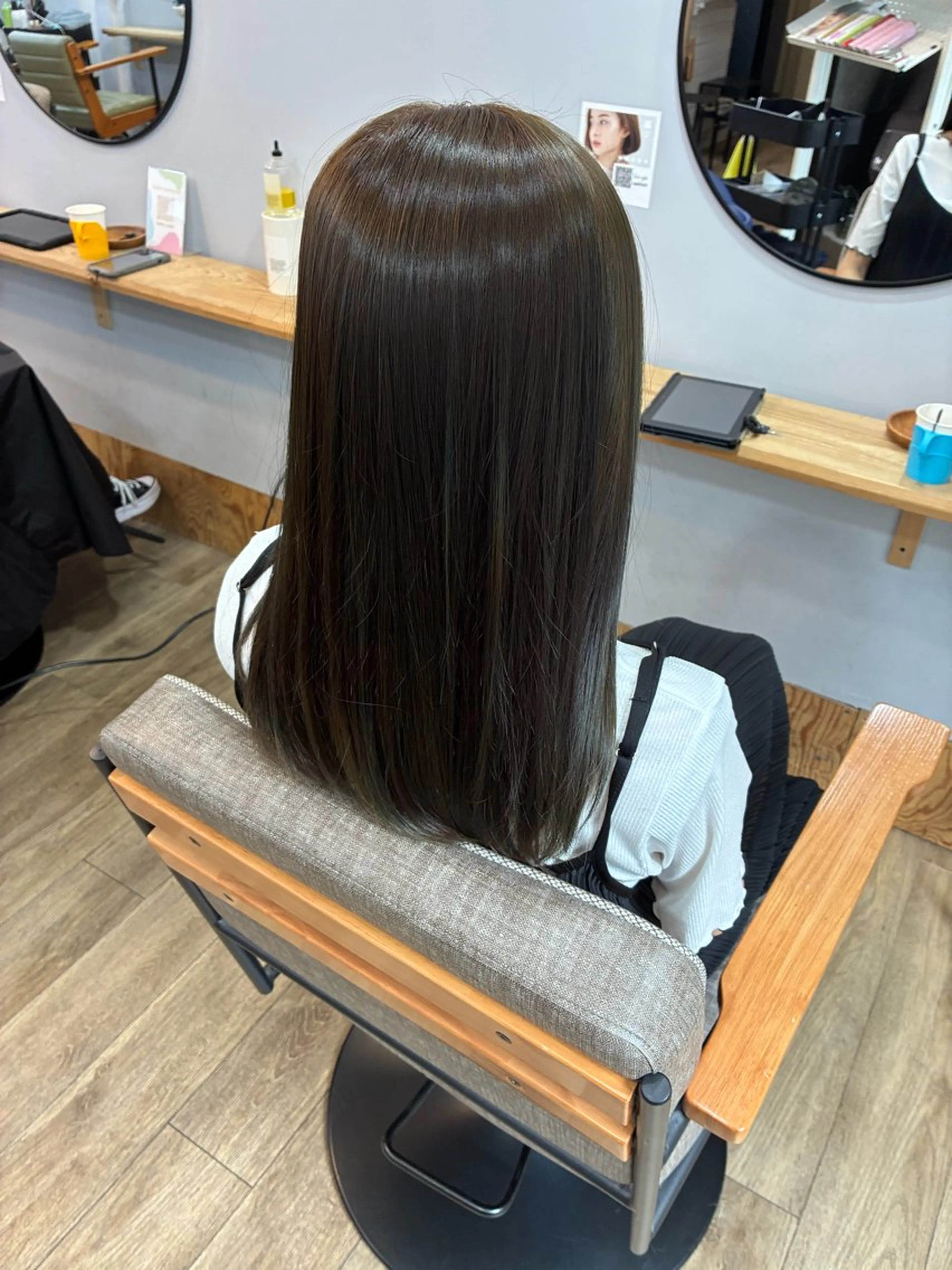 カラー Lapa かぐらのヘアスタイル