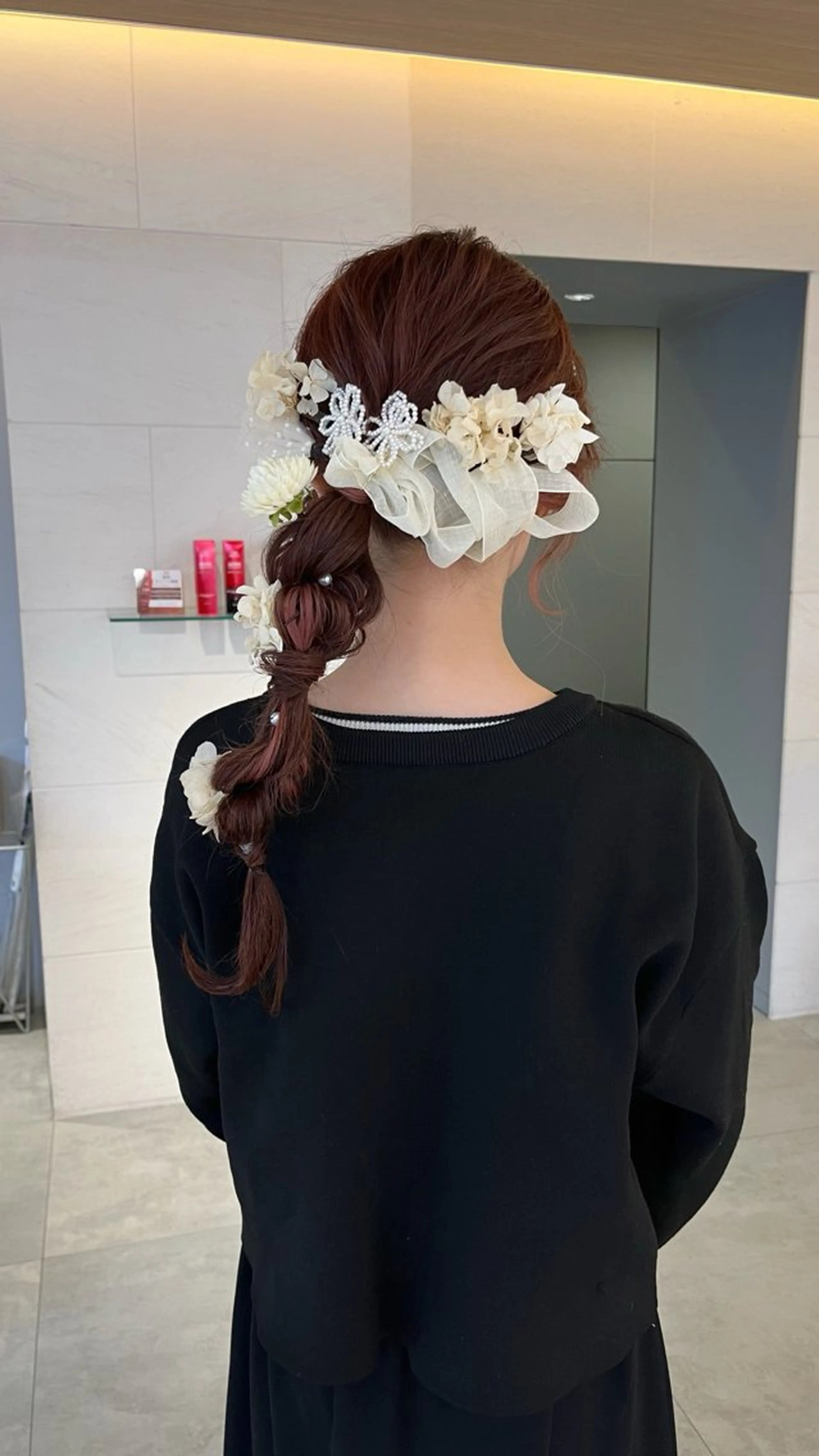 ロング ヘアアレンジ 髪飾り ヘアセット 伊佐治 夕芽のヘアスタイル