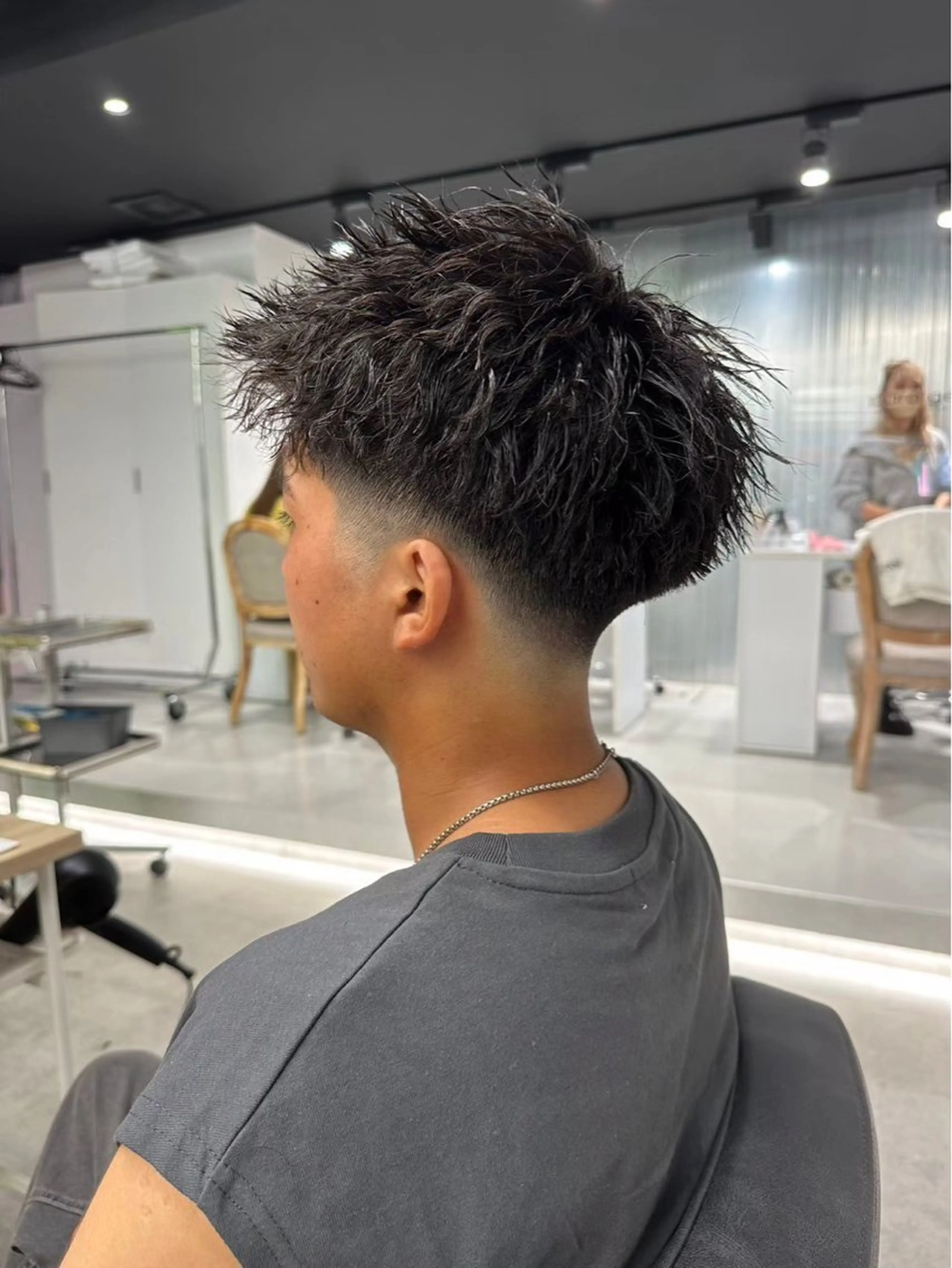 パーマ メンズ マッシュ メンズパーマ メンズツイストパーマ 刈り上げ ツイストパーマ ちょめ/八王子 ZEST emuのヘアスタイル