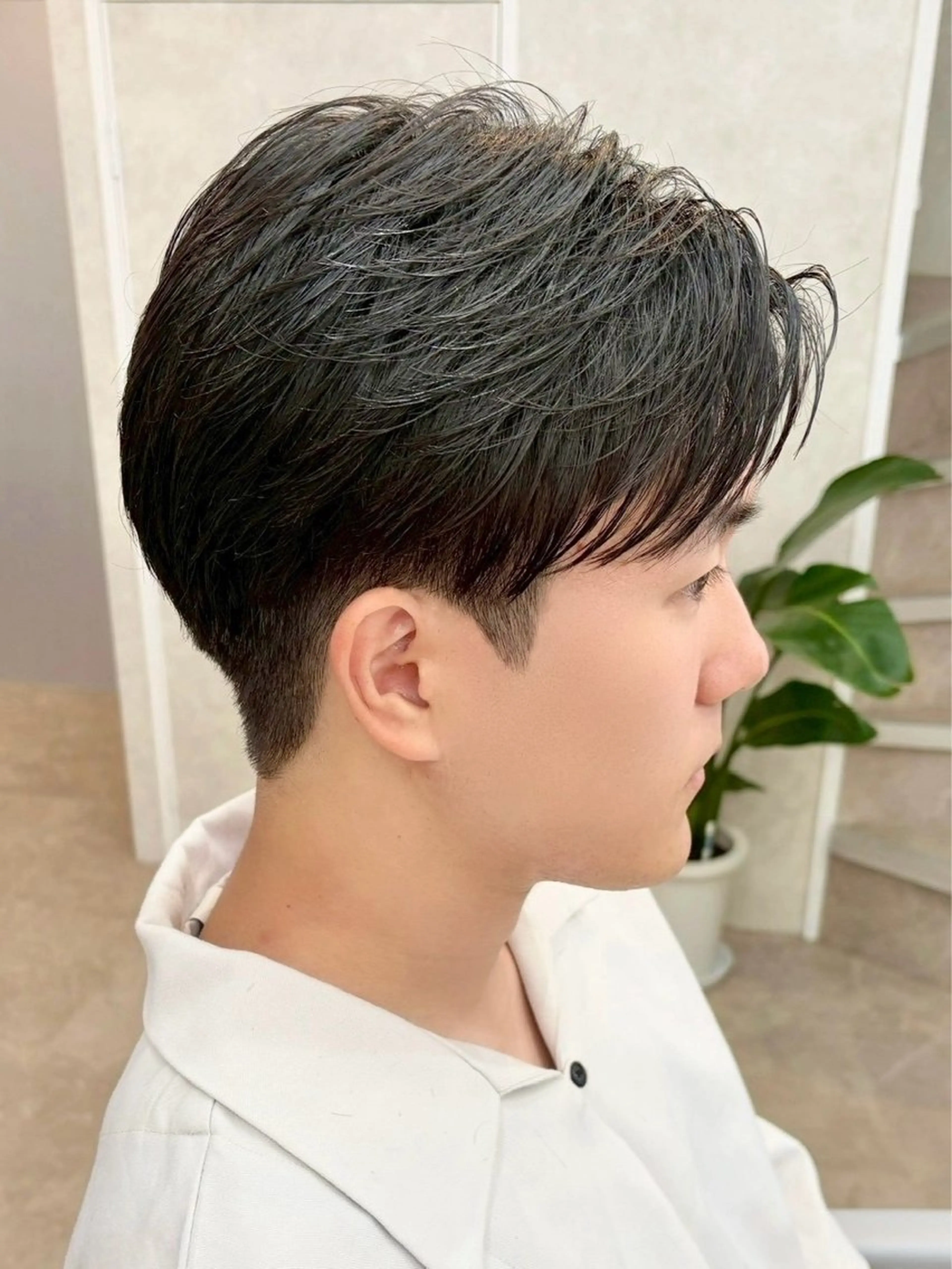 メンズ ニュアンスパーマ🌀 毛流れ🩶イザベラのヘアスタイル