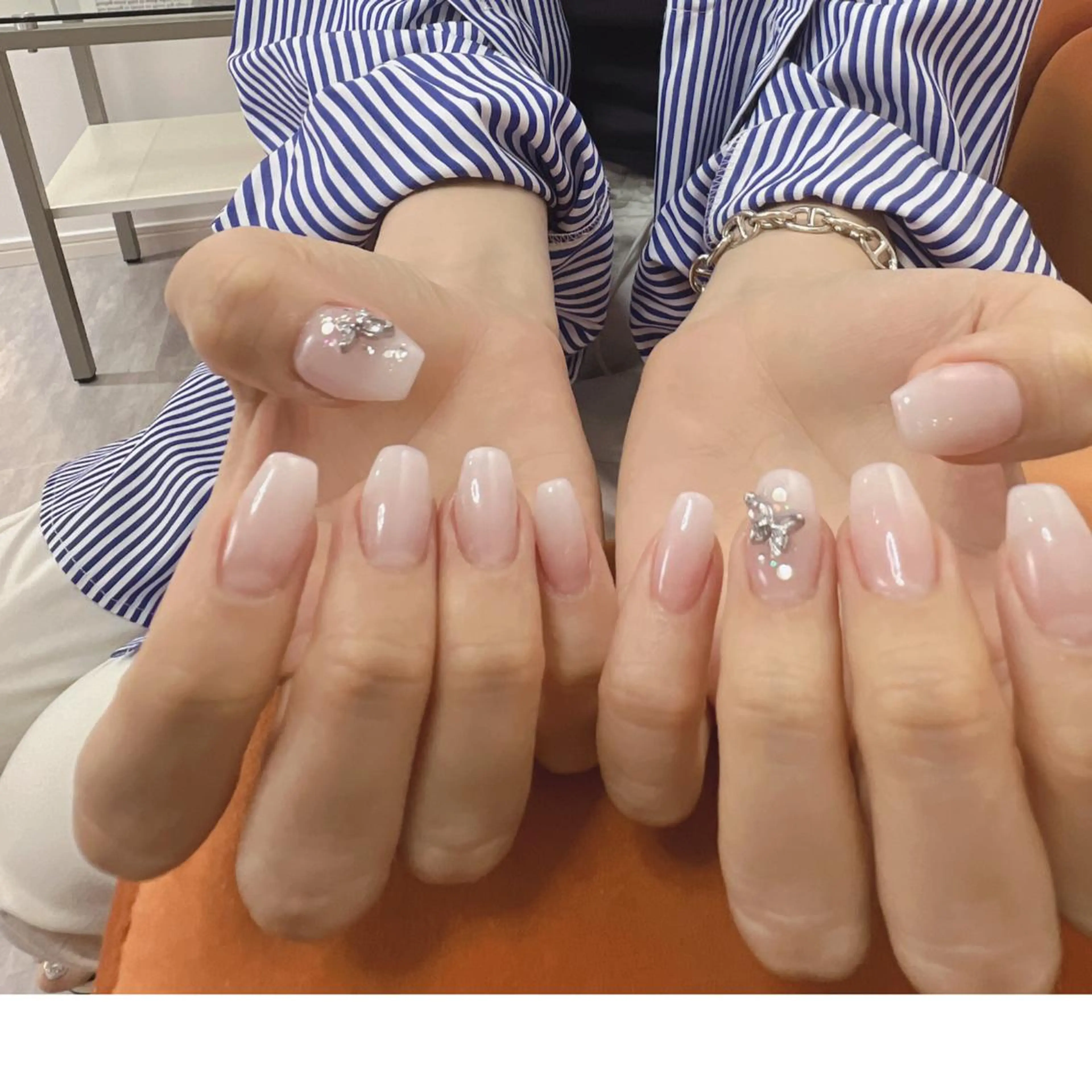 ネイル アートネイル フラッシュネイル フレンチネイル ジェルネイル ガラスフレンチ You&Me Yukiのネイルデザイン