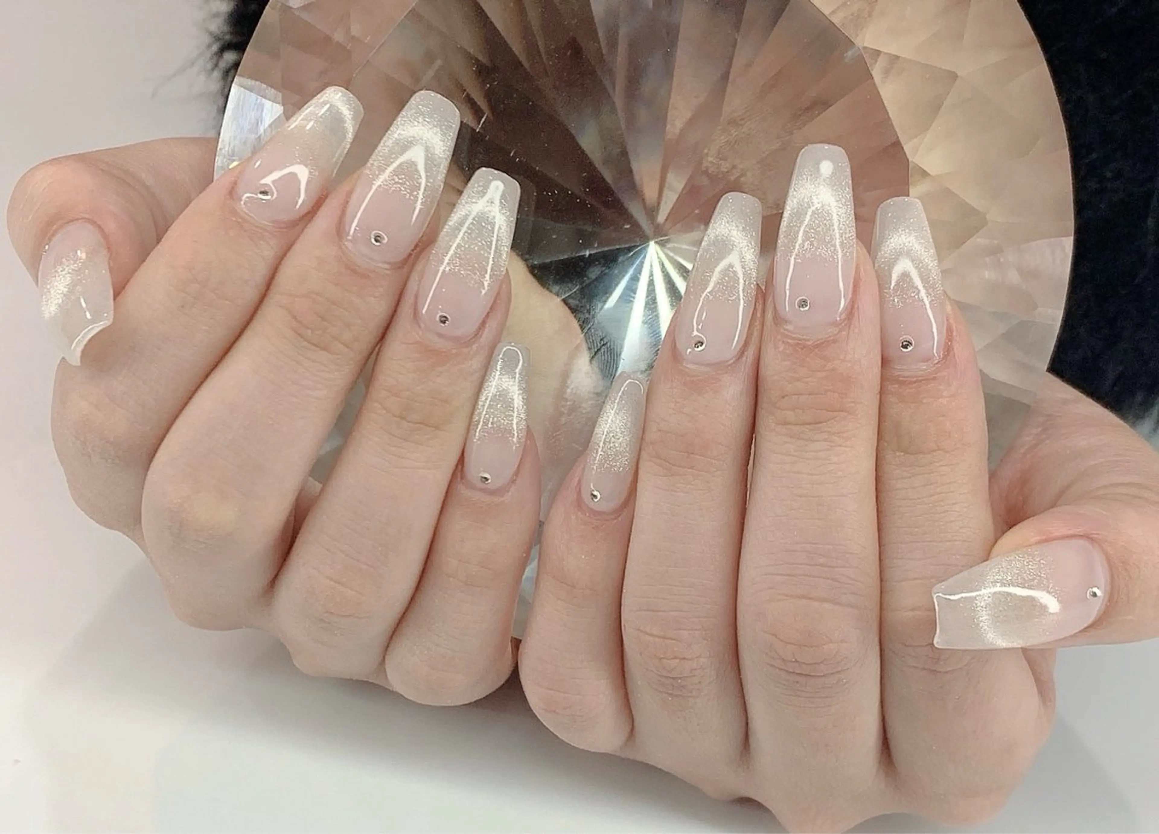 ネイル LoaChaton kaeのネイルデザイン