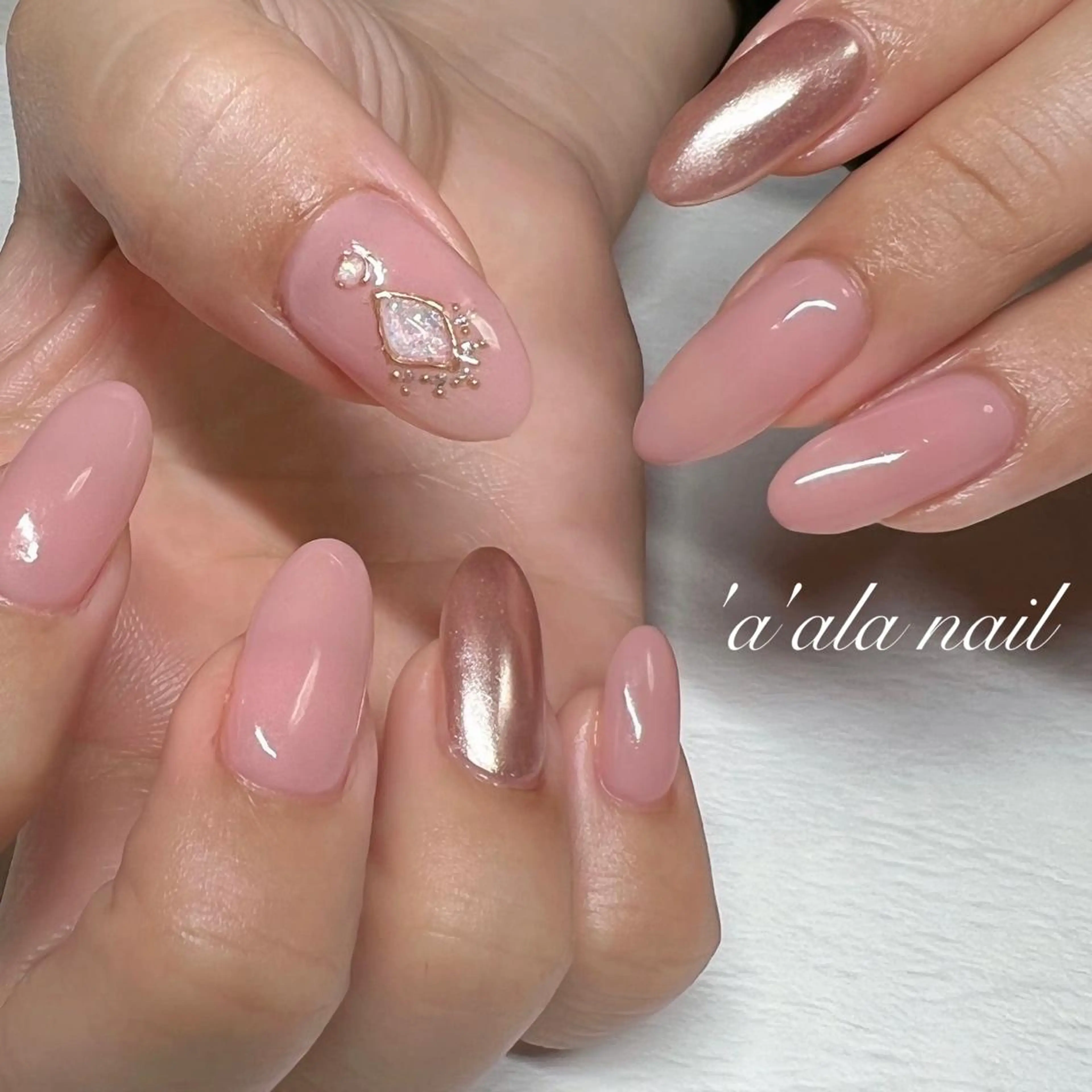 ネイル アートネイル ワンカラーネイル 'a'ala nailのネイルデザイン