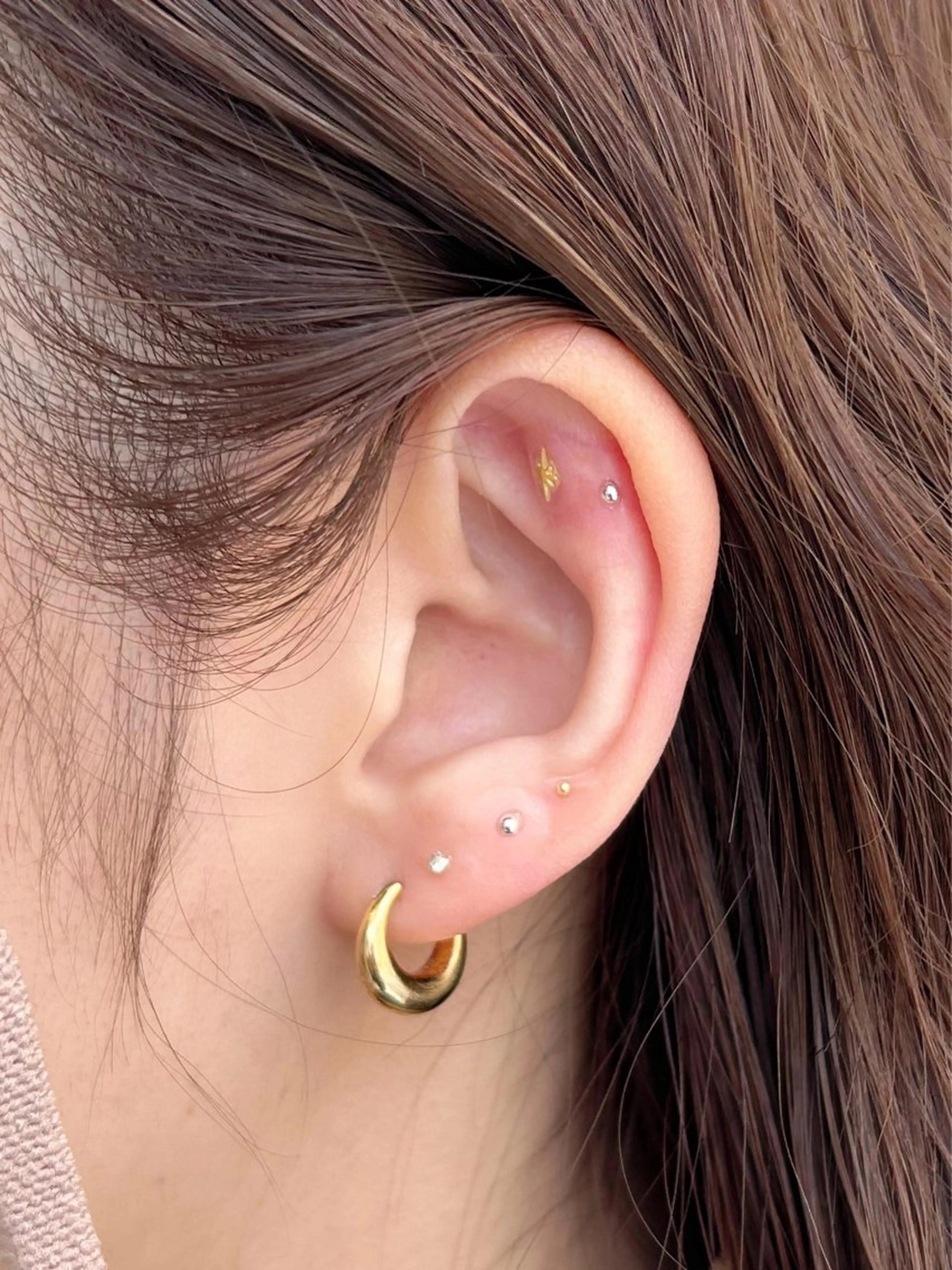 👂🏻✨カット➕カラー➕耳ツボジュエリー💎の写真