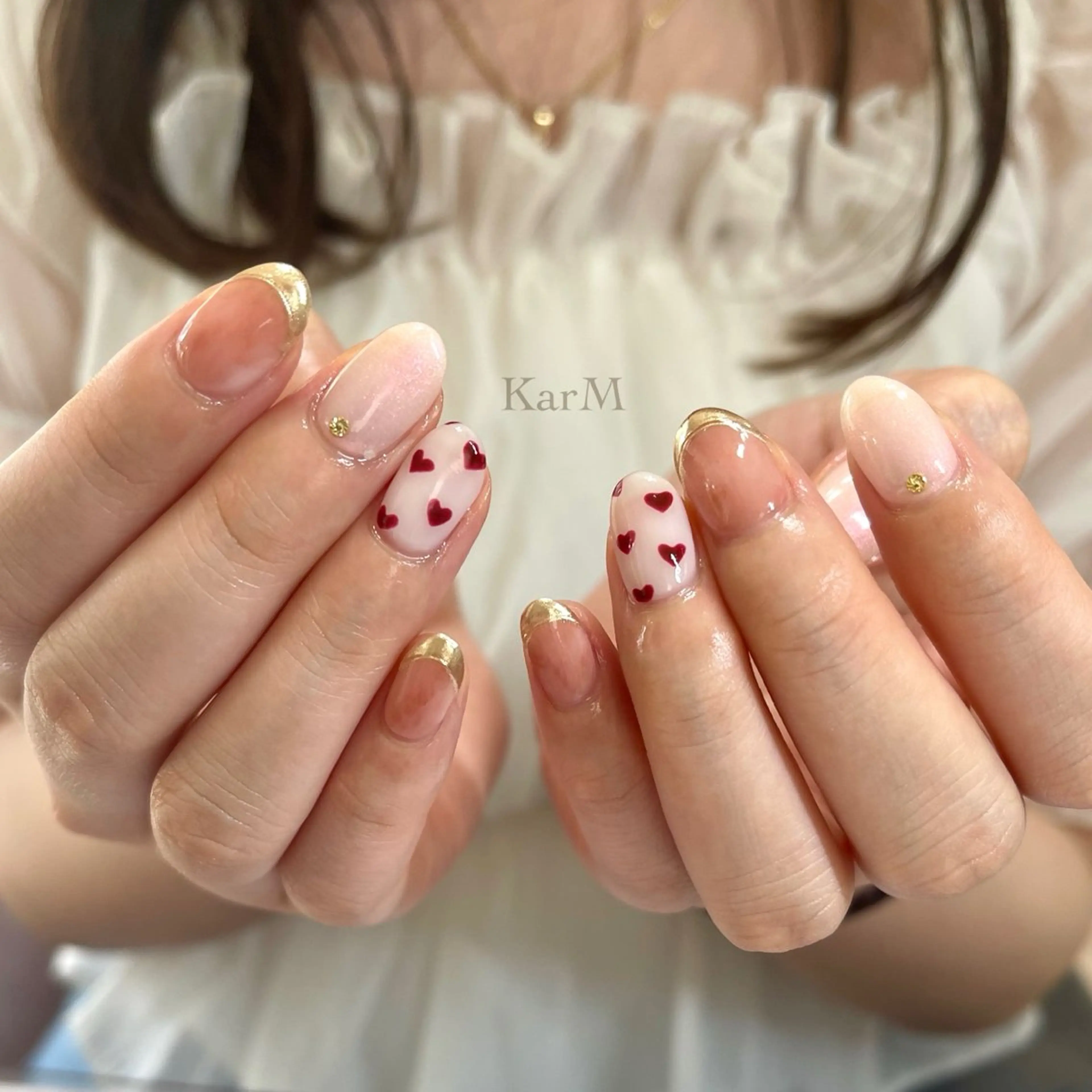 ネイル オーロラネイル チークネイル フラッシュネイル フレンチネイル ゴールド ハンドネイル ogino karinのネイルデザイン