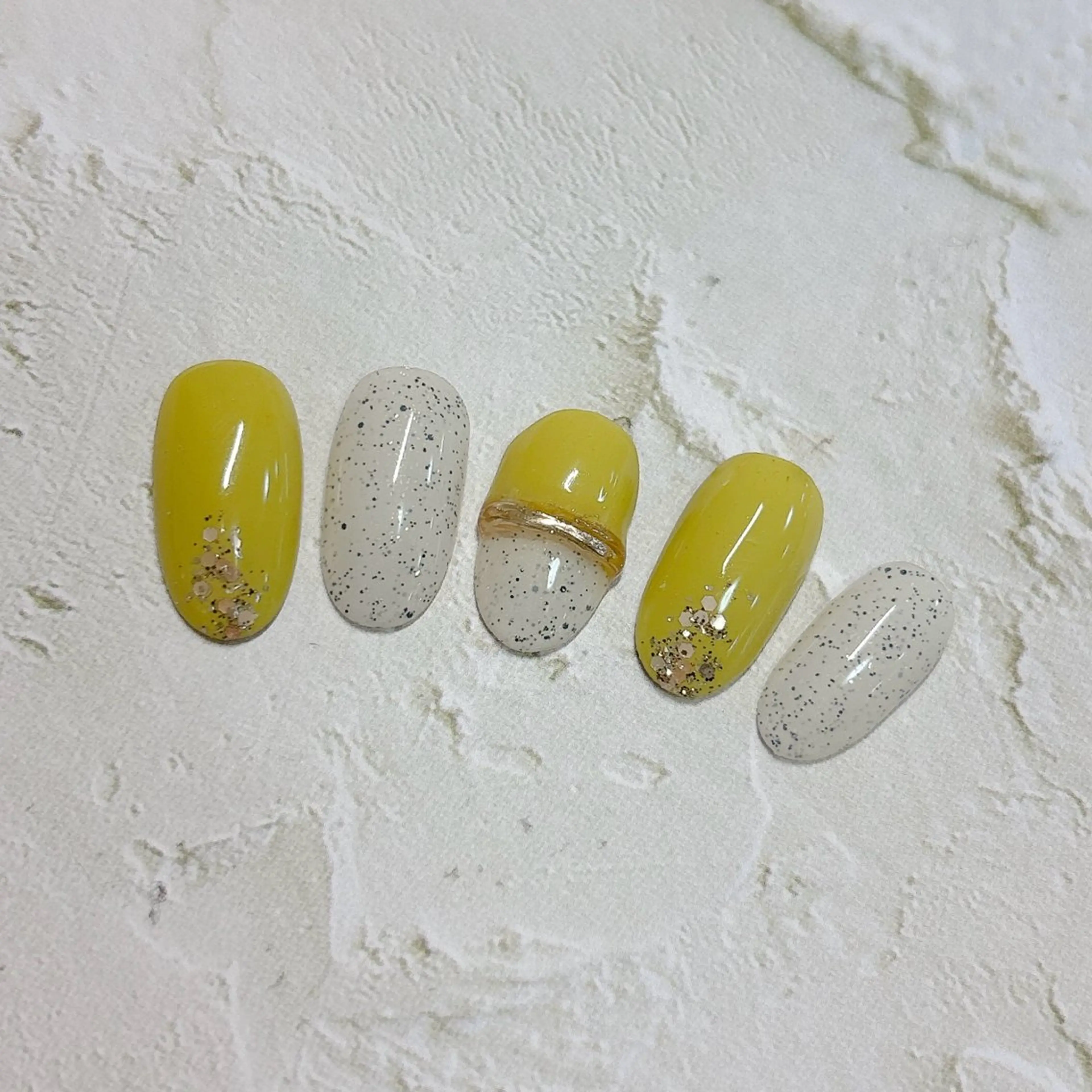 ネイル ハンドネイル アネラ もか.⋆𝜗𝜚のネイルデザイン