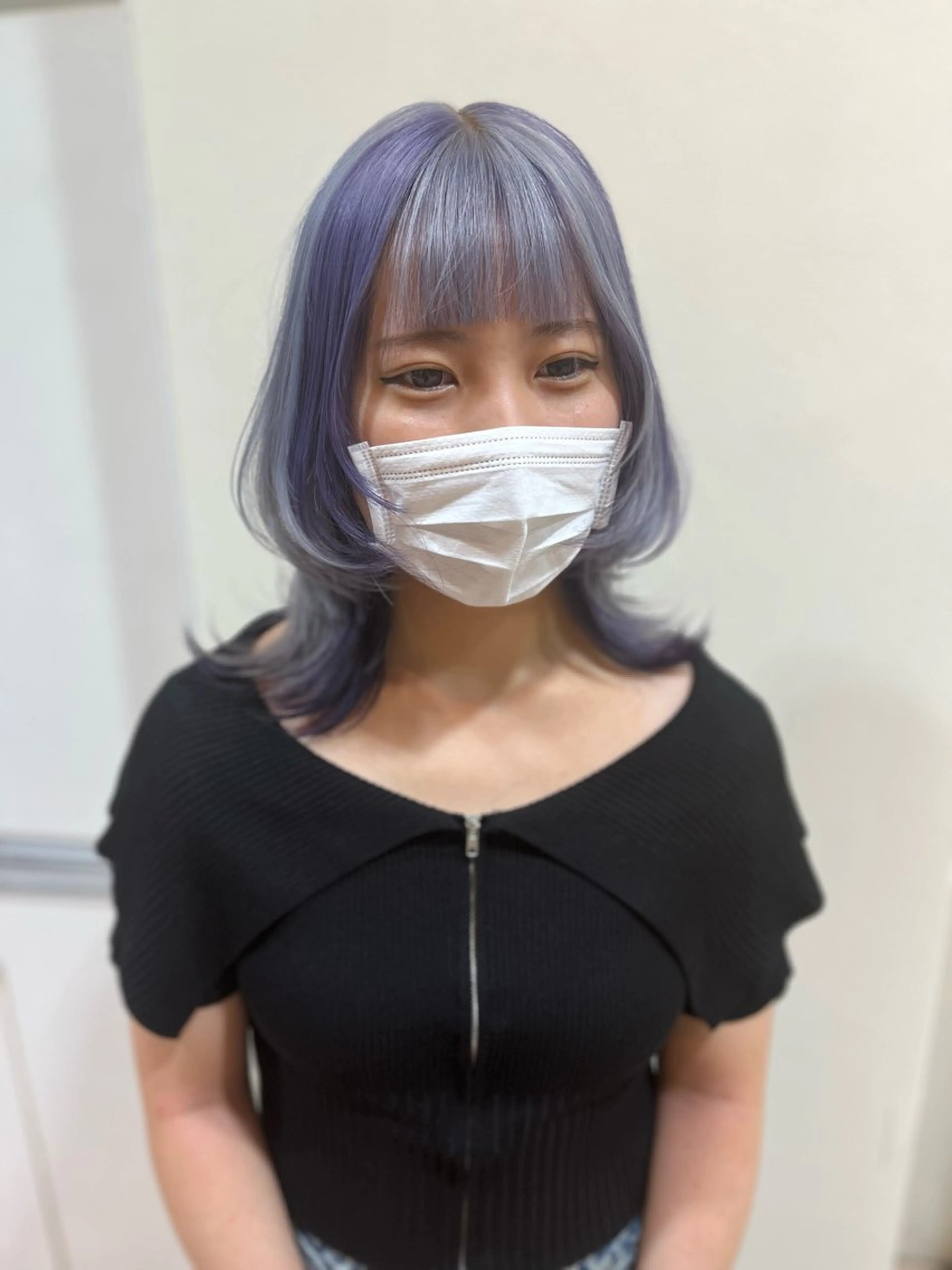 ミディアム カラー ヘアカラー Lamp 柏 山口 か乃 ブリーチカラーのヘアスタイル