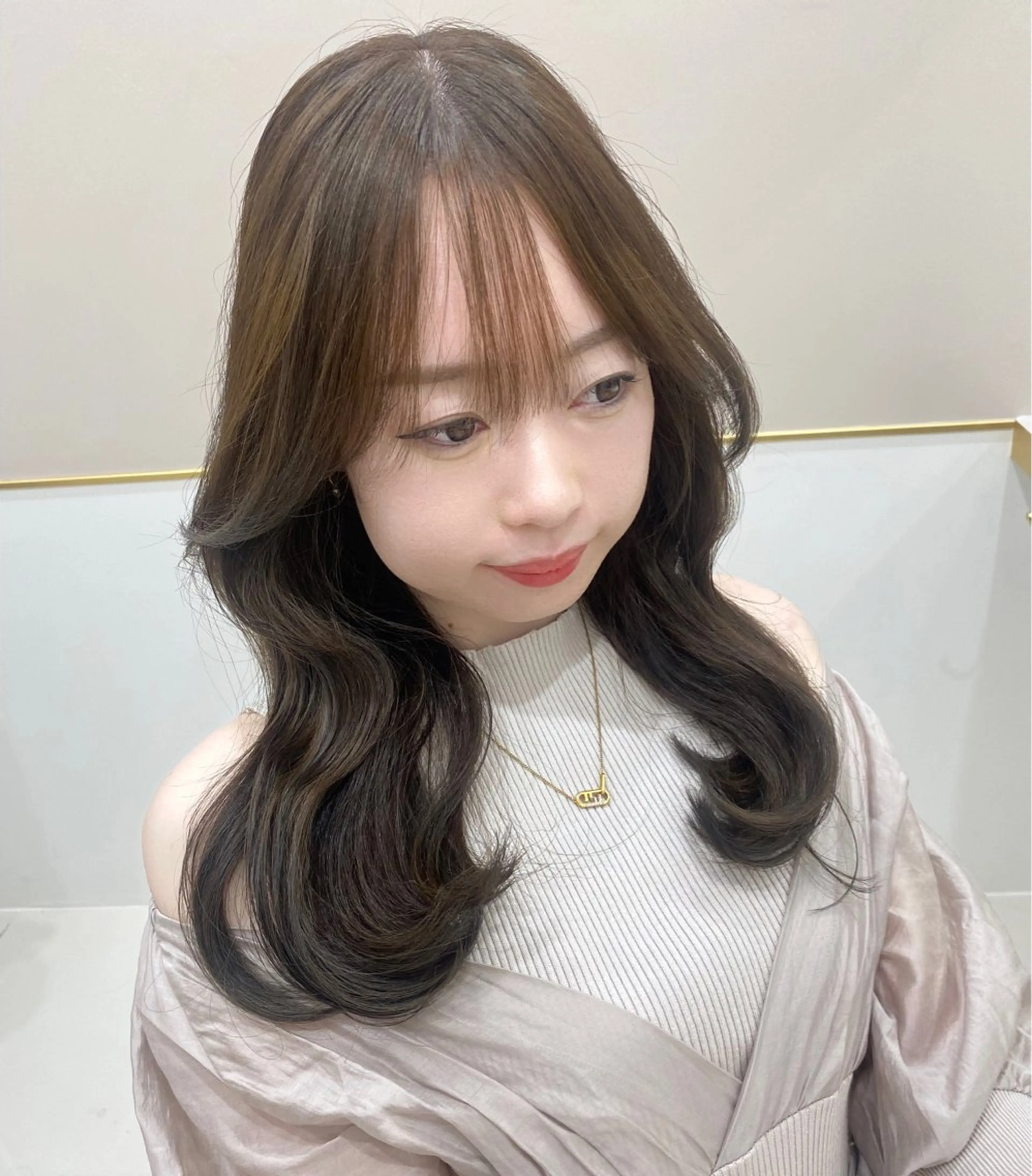 ロング ヘアアレンジ ami 大人モテ/レイヤーのヘアスタイル