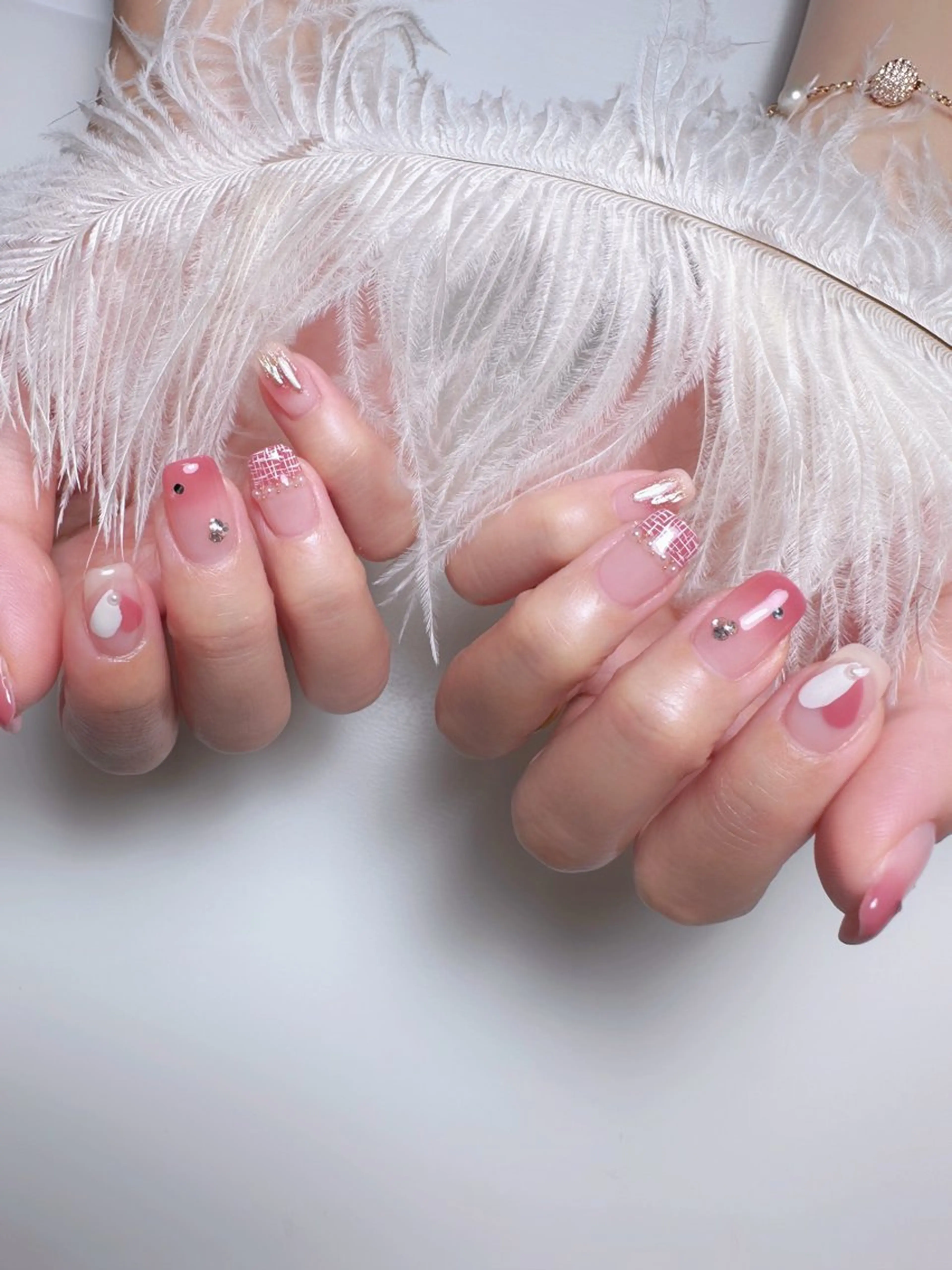 ネイル ハンドネイル 👍thumbs up nail👍のネイルデザイン