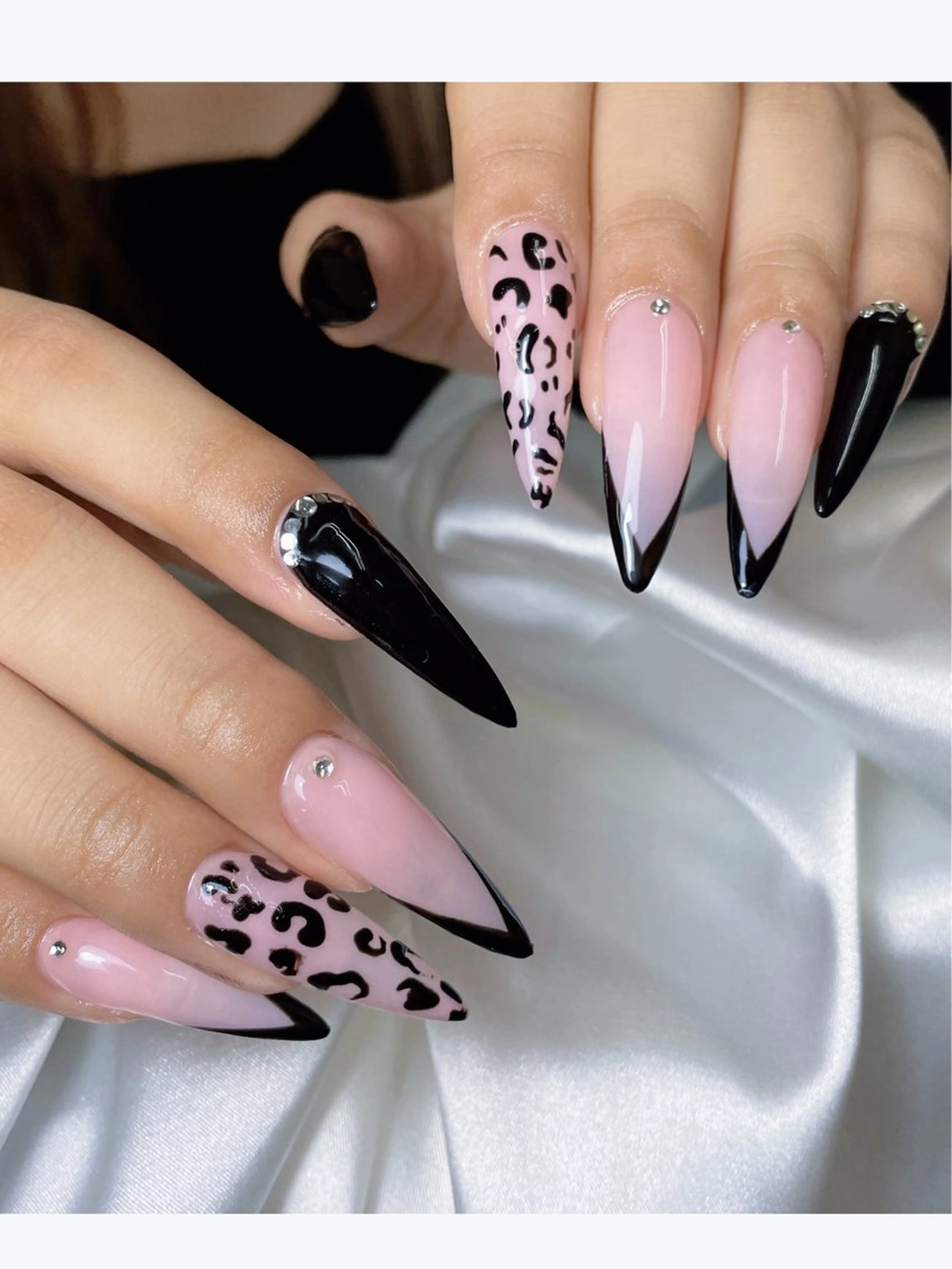 ネイル チークネイル 桜ネイル 長さ出し フットネイル ジェルネイル YURI NAILのネイルデザイン