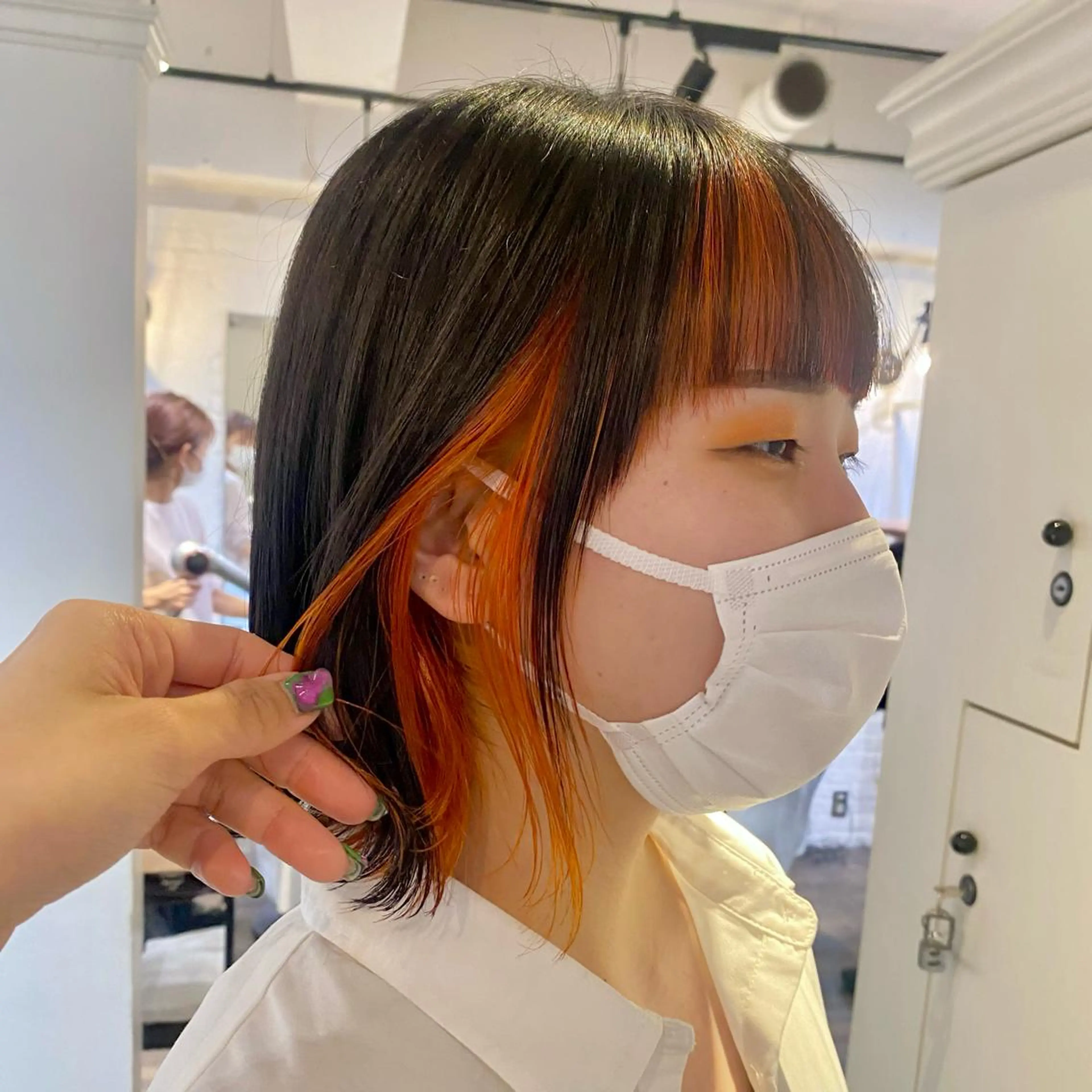 ショート カラー ヘアカラー 梅田ハイトーン チダ ヒナノのヘアスタイル