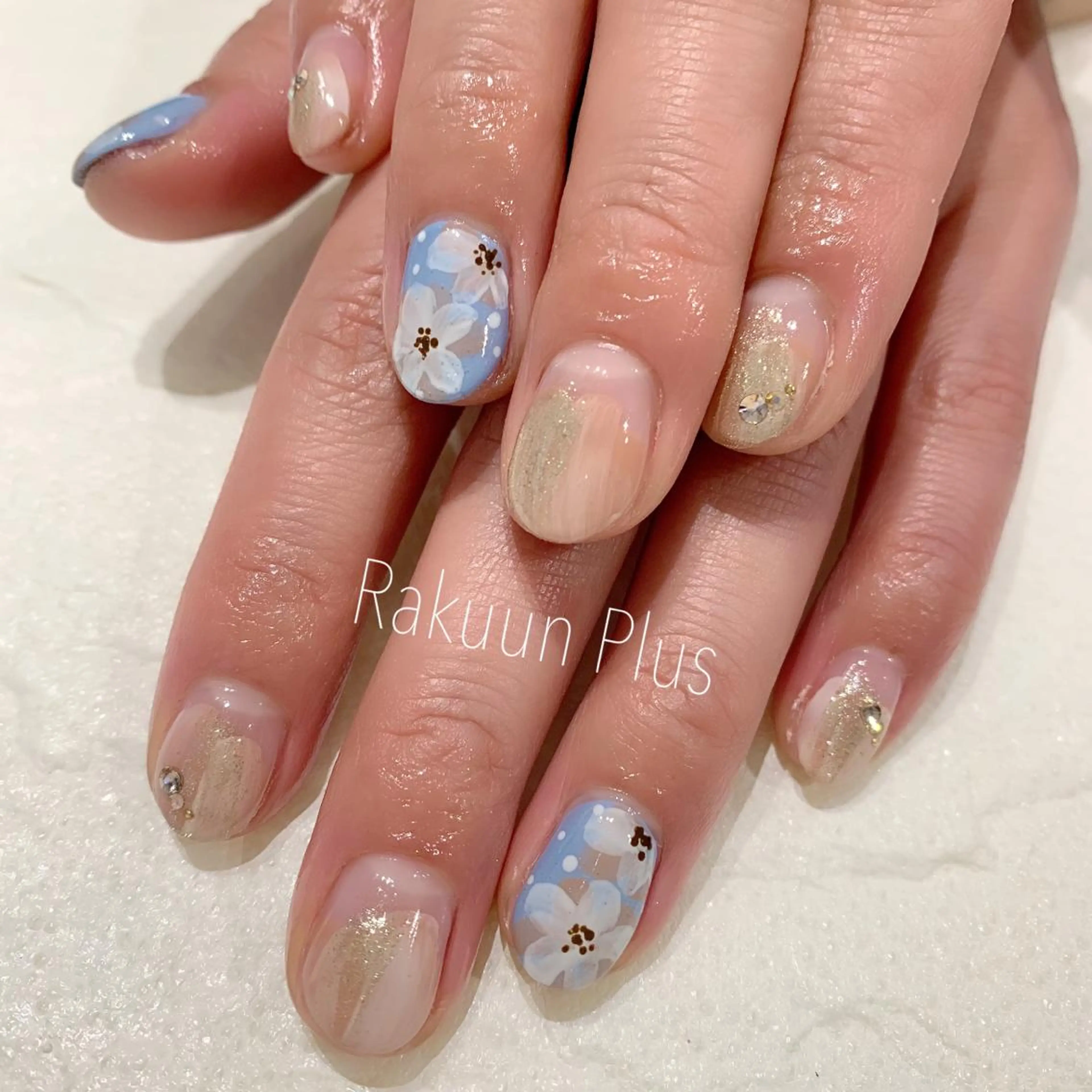 ネイル #Rakuun所属・Rakuun のんのネイルデザイン