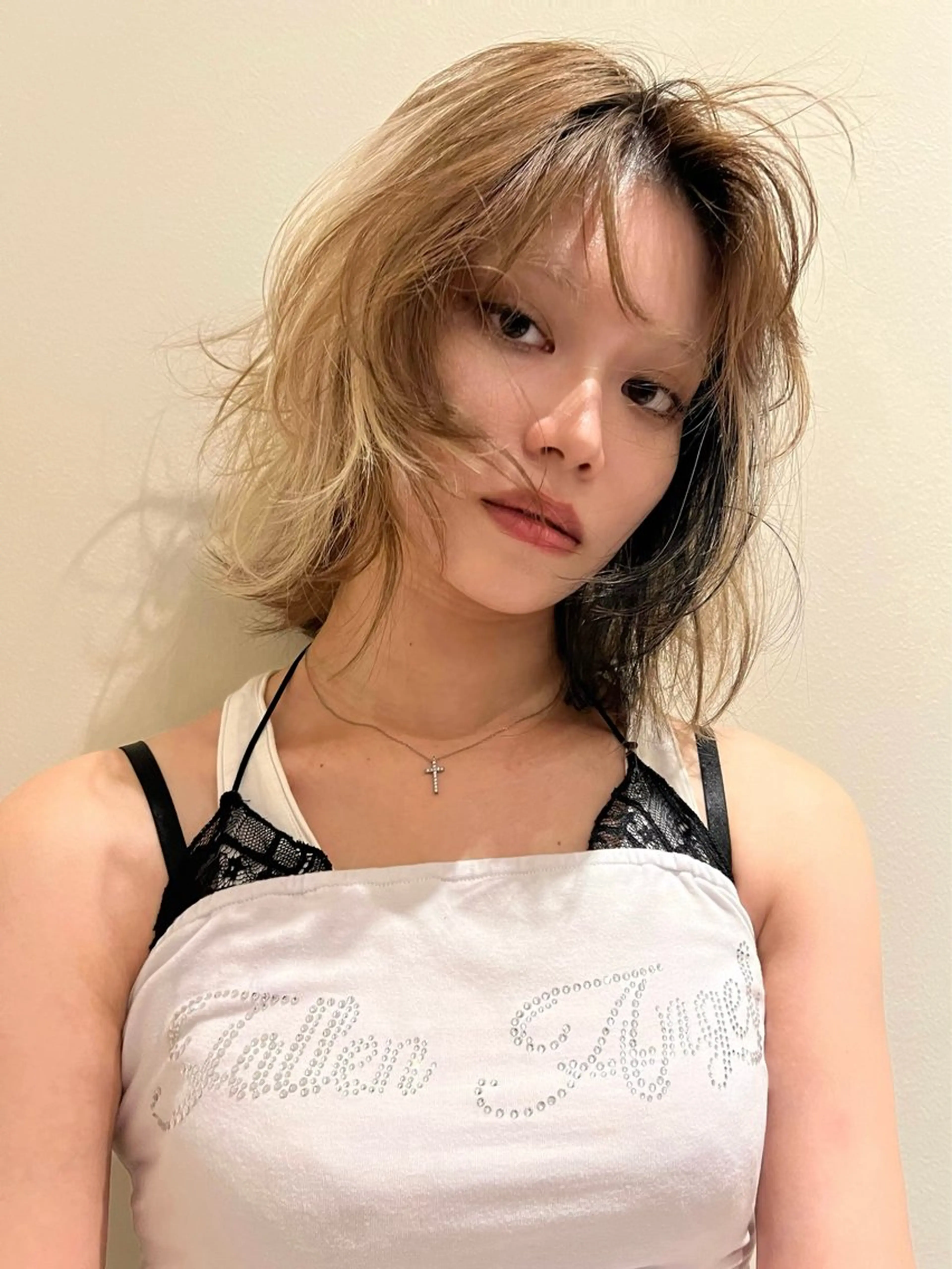 ミディアム カラー カット ヘアカラー belle 表参道 terrace所属・抜きっぱなしブロンド /ハイトーン/カナタのヘアスタイル