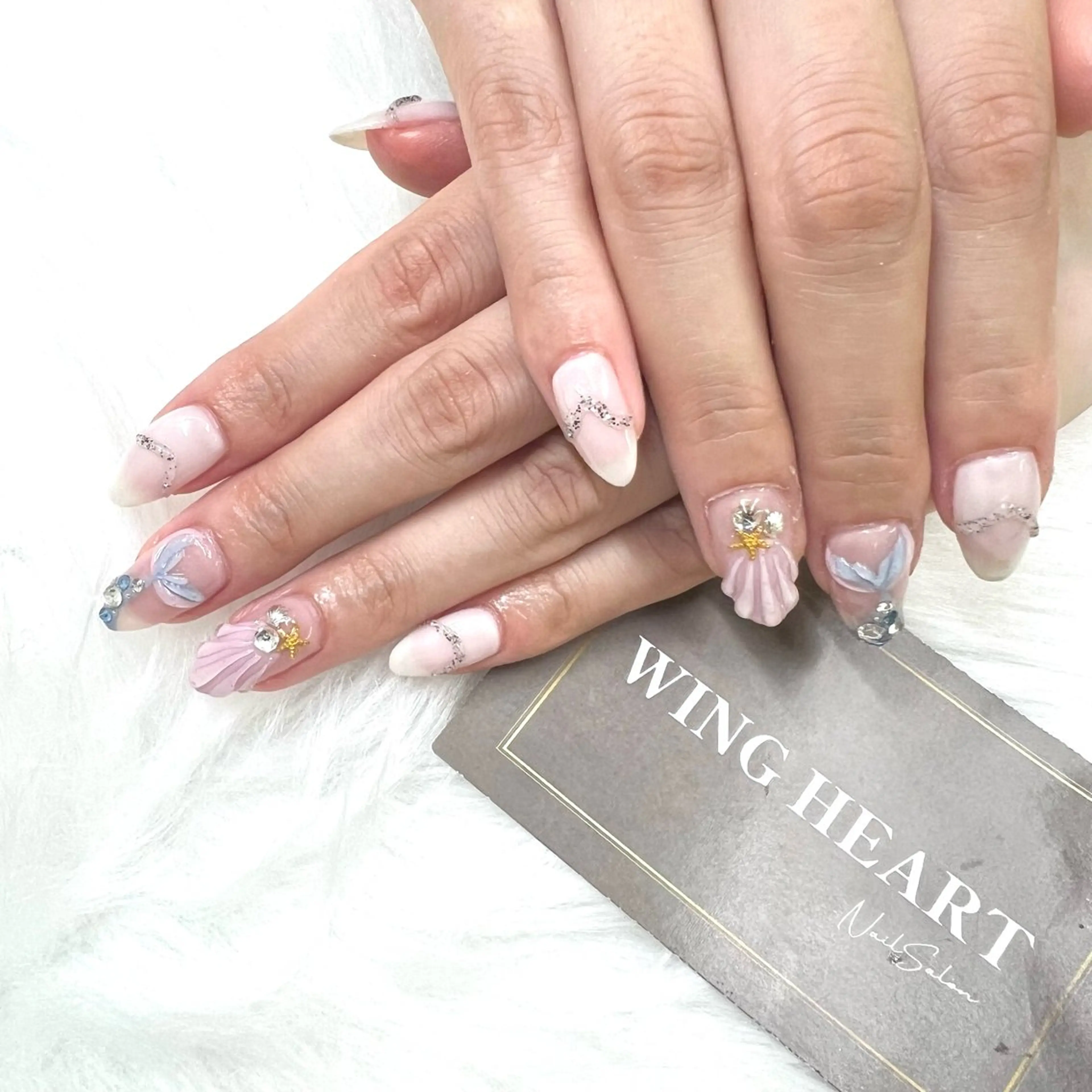 ネイル I. AYUMIのネイルデザイン