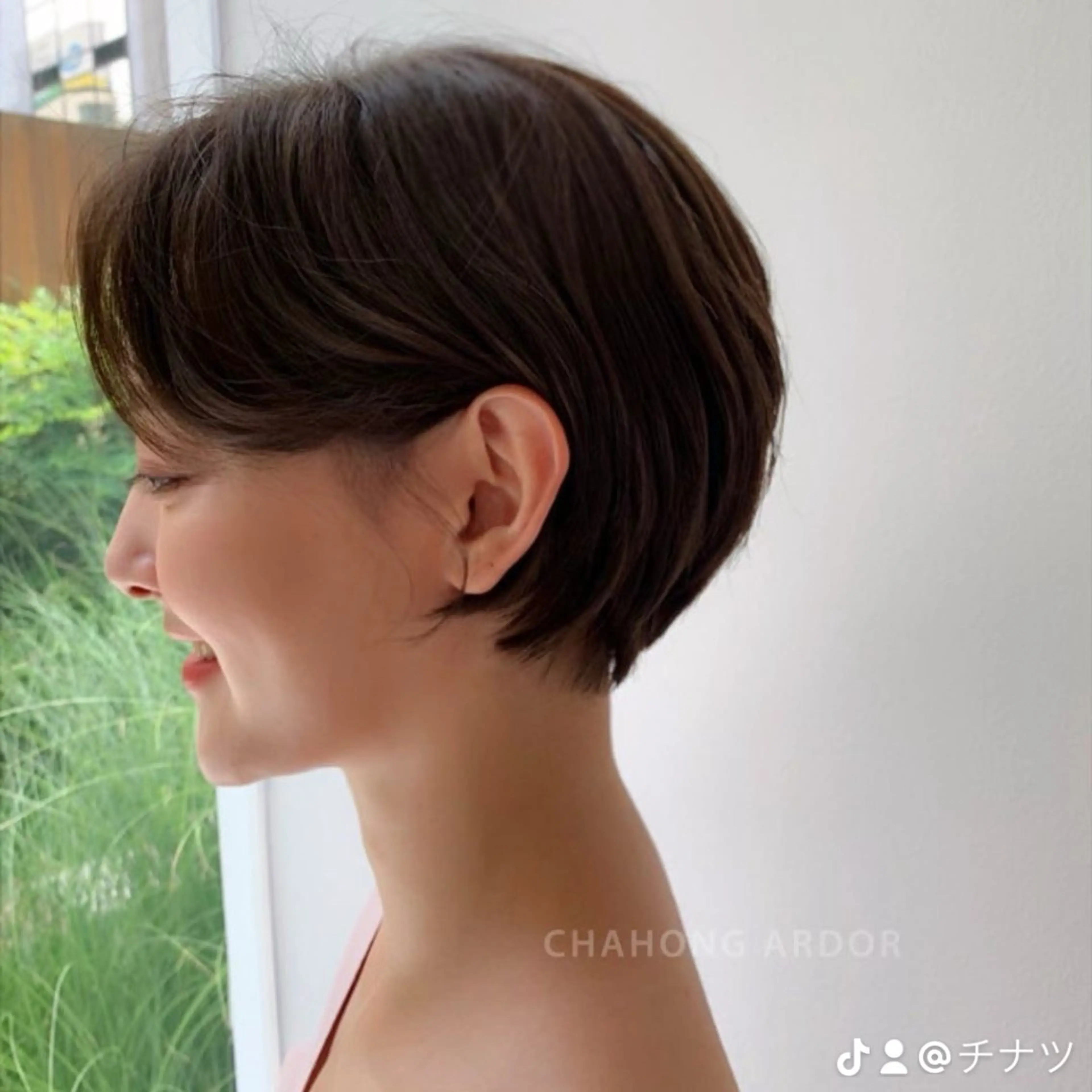 ショート カラー カット ヘアカラー トリートメント 表参道/赤み無し 透明感 colorのヘアスタイル