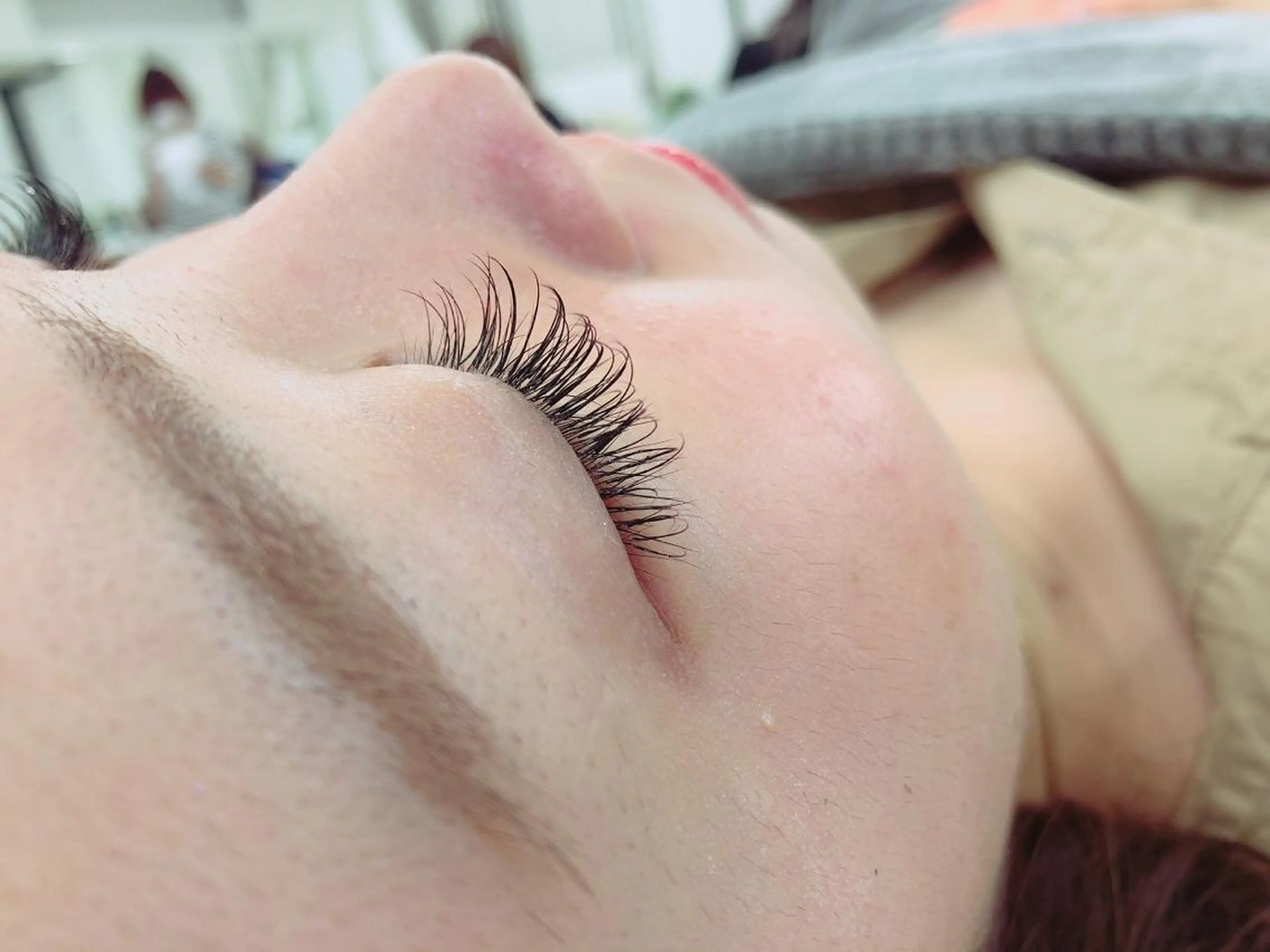 マツエク・マツパ 🤎ベージュカラー 🐶メンズパーマのヘアスタイル