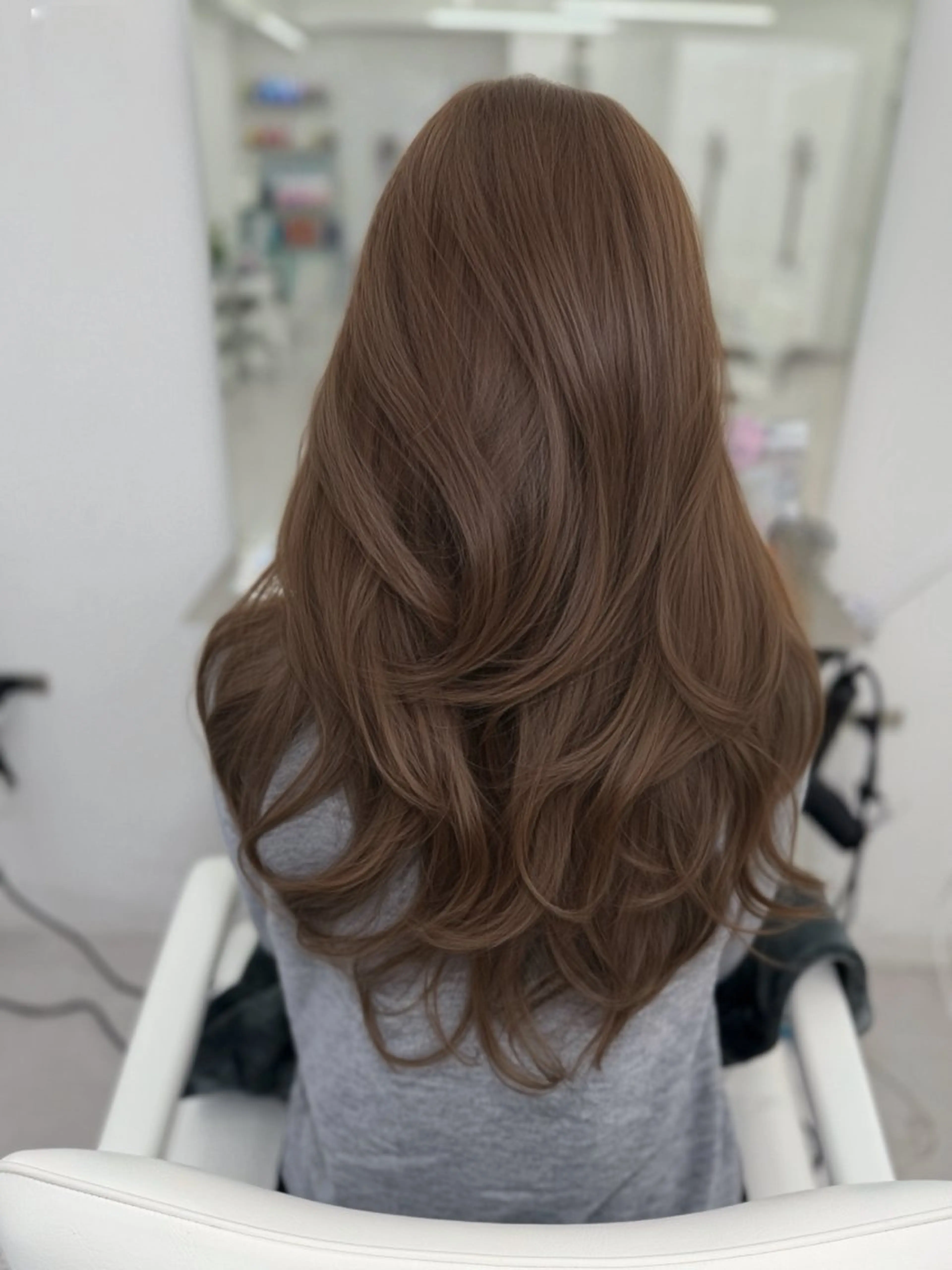 ロング カラー ヘアカラー トリートメント 顔まわりの神様✨ 透明感カラー藤嶋秀幸のヘアスタイル