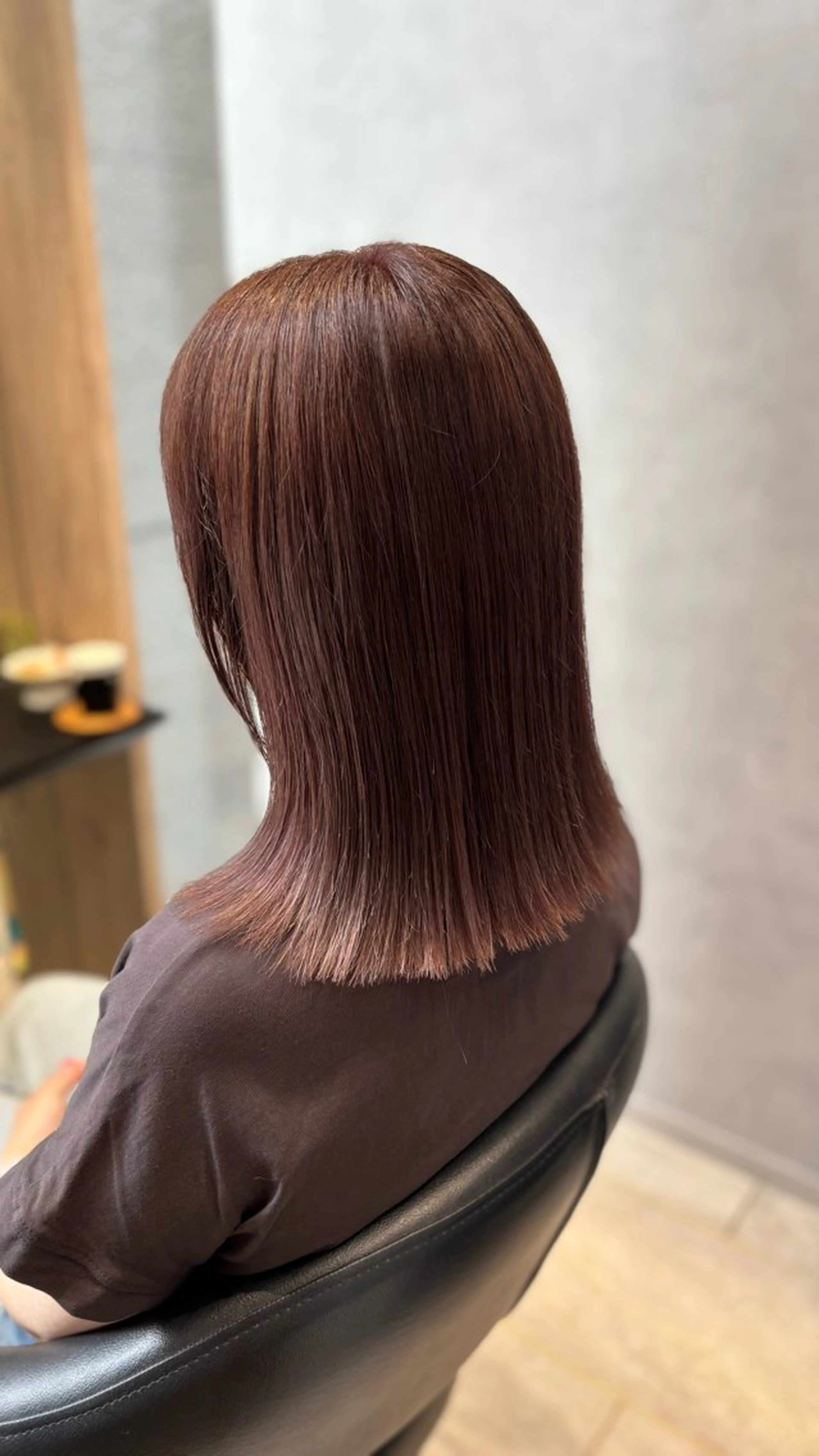 ミディアム カラー ブラウンカラー ピンクカラー ピンクブラウン EMANON 心斎橋所属・デザインカラー /aiのヘアスタイル