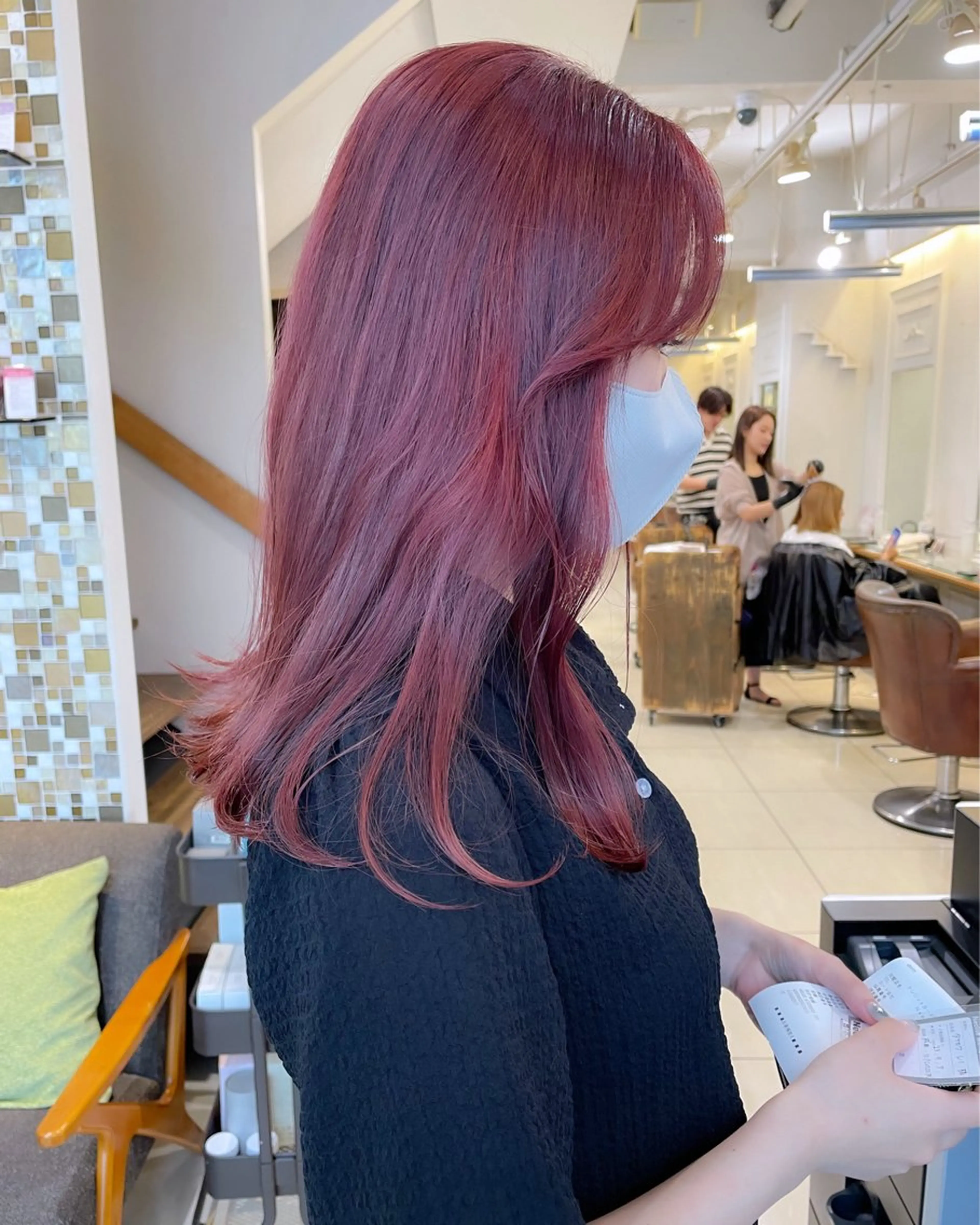 セミロング カラー レッドカラー ボブ ブリーチ/miinaのヘアスタイル