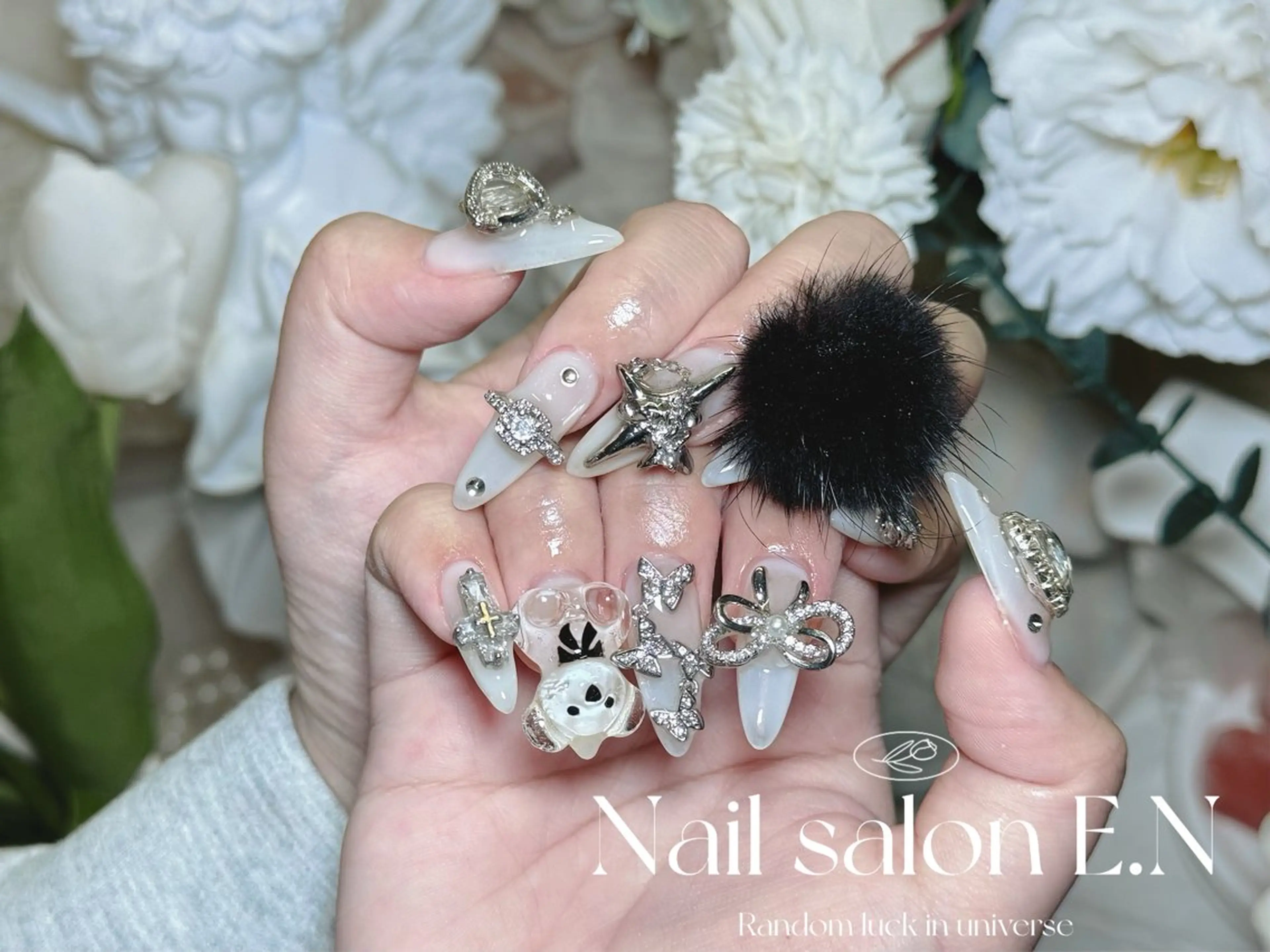 ネイル アートネイル オーロラネイル ブラウン クリアネイル フレンチネイル E.N🦋 長さ出し/持ち込みのネイルデザイン