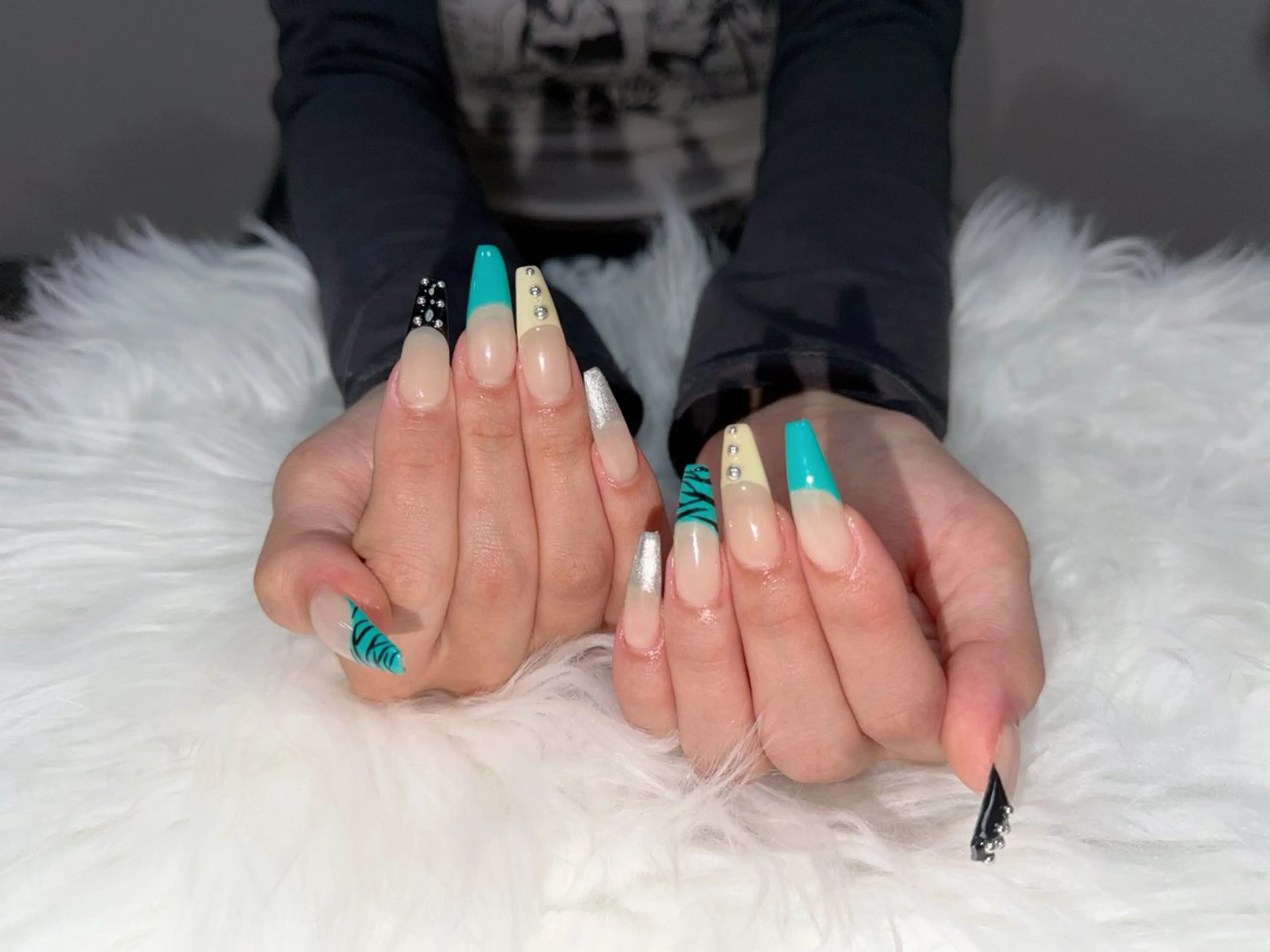 ネイル ハンドネイル BERA NAILSのネイルデザイン