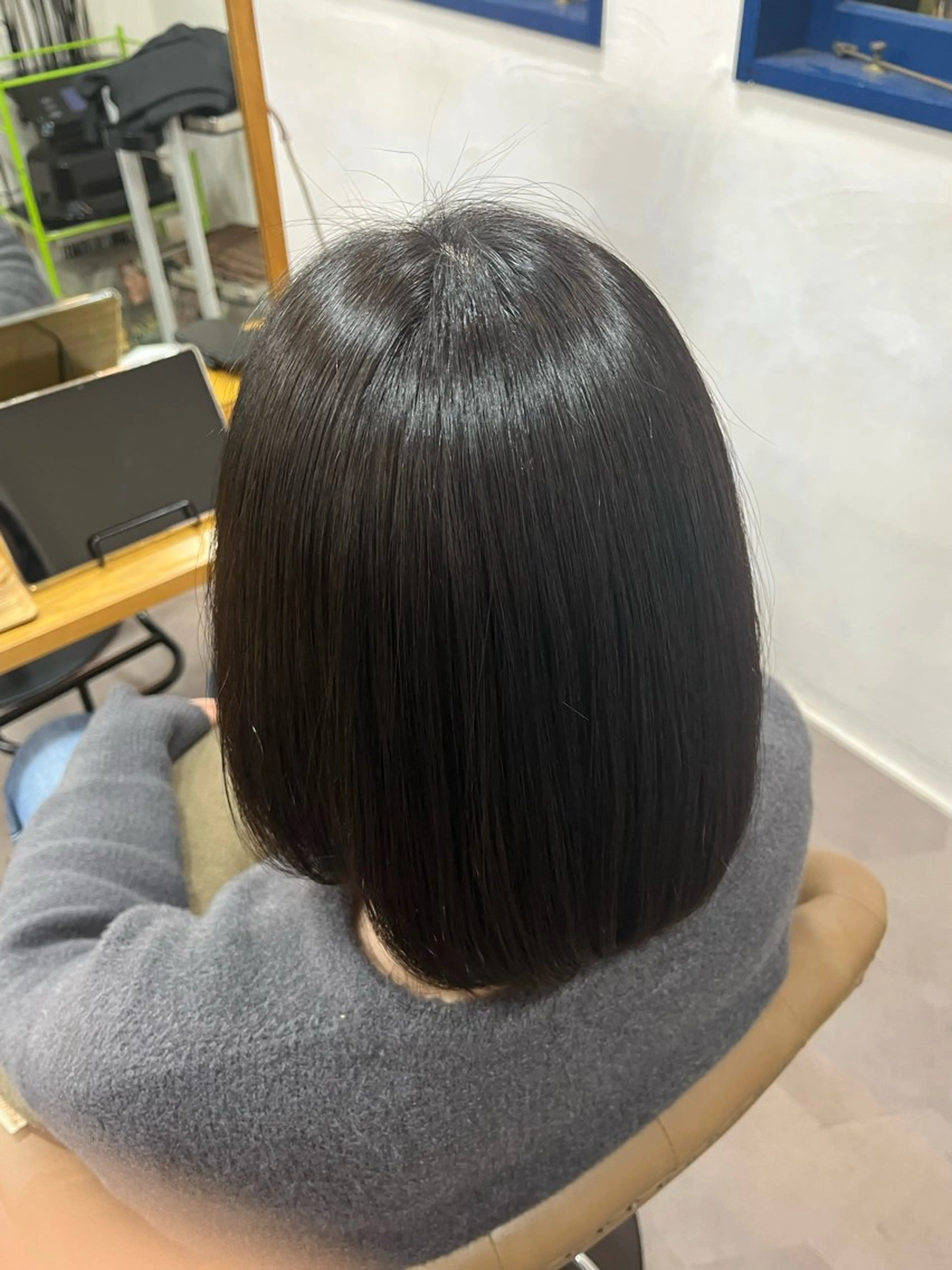 ミディアム ヘアカラー 縮毛矯正⚡️カラー いいじまのヘアスタイル