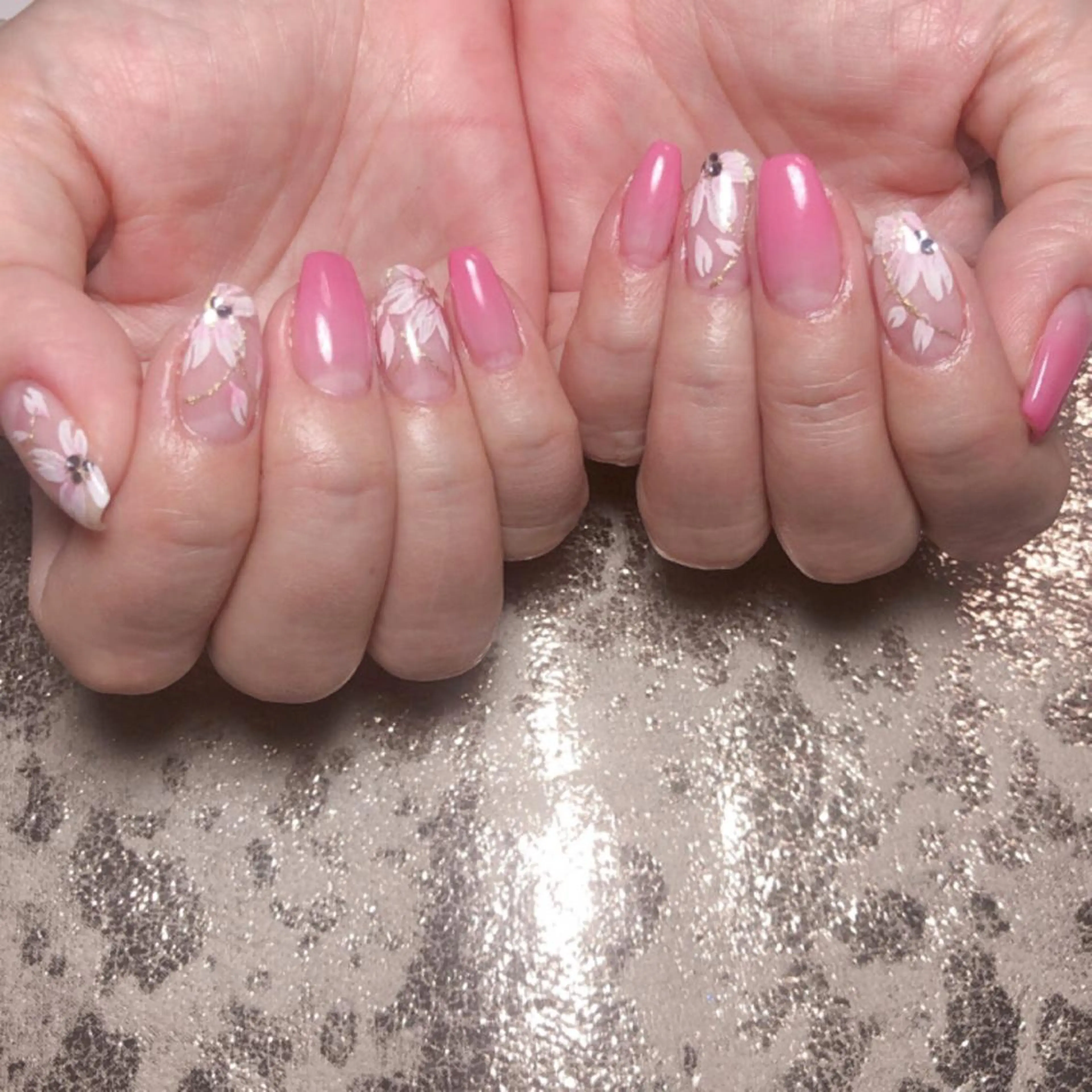 ネイル 個室ネイルサロンDolly Girl〜ドーリーガール〜所属・DollyGirl KYOKOのネイルデザイン