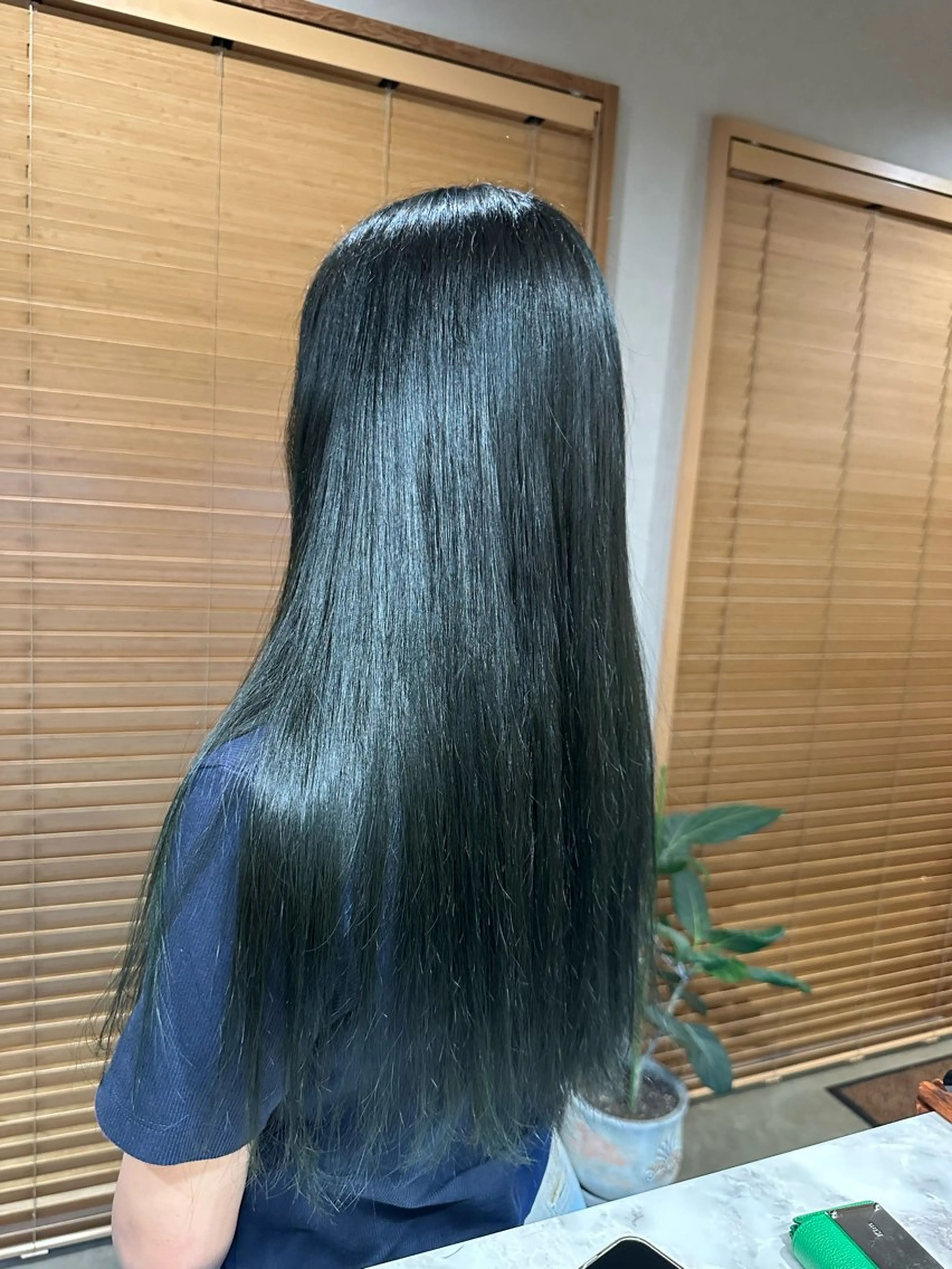ロング ヘアカラー 大石 楓のヘアスタイル