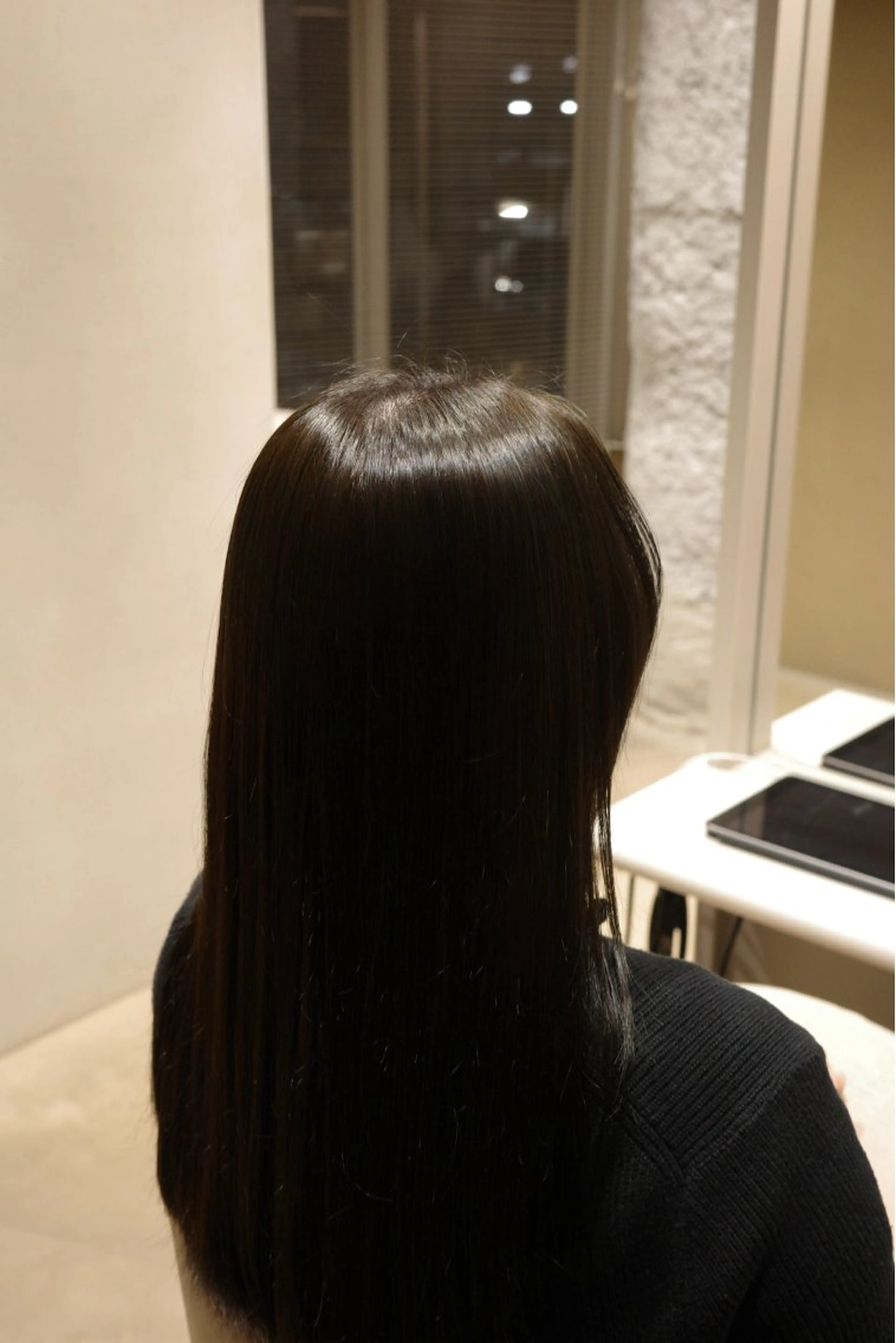 カラー 西村 絵美里のヘアスタイル