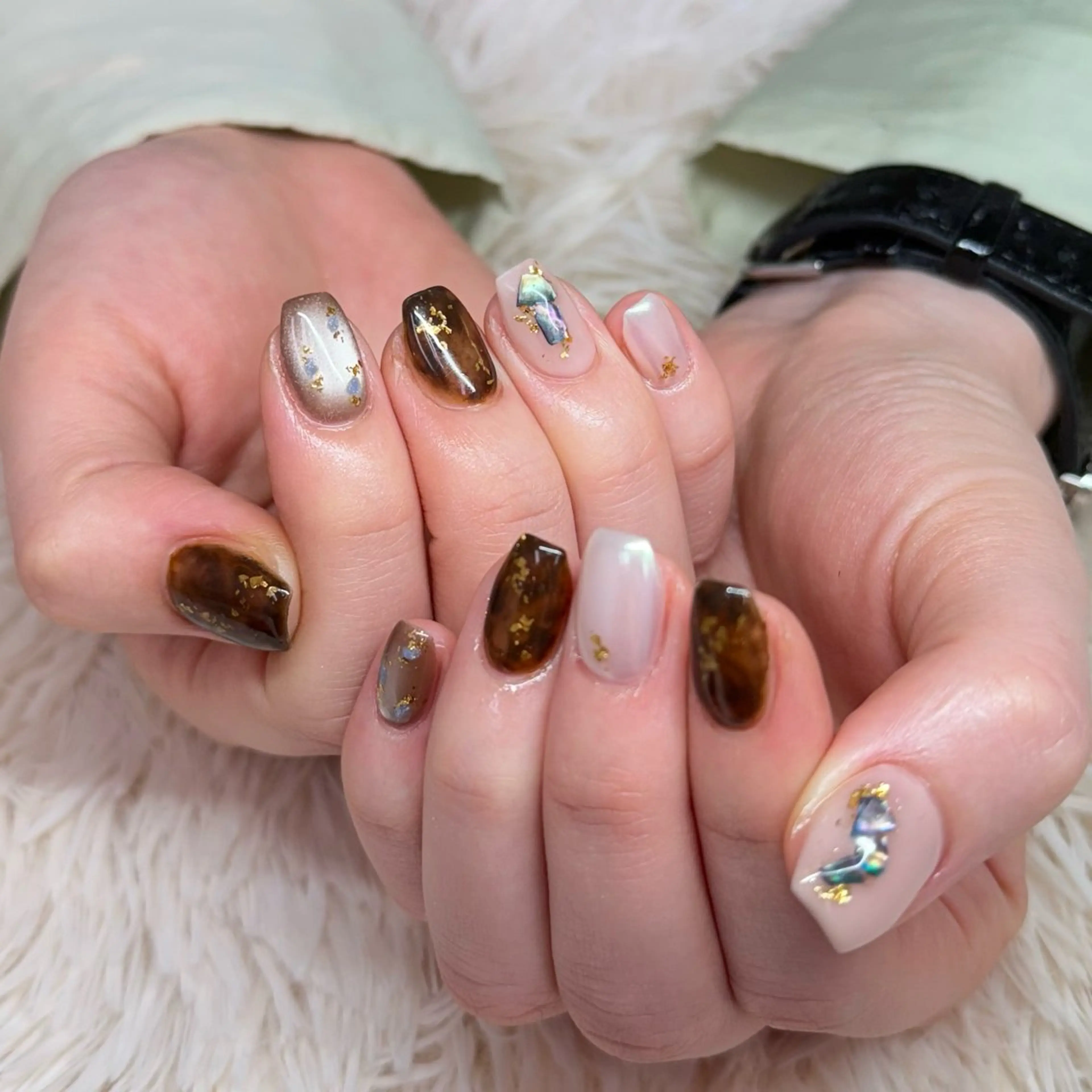 ネイル BISOLA所属・SUZUKI AMIのネイルデザイン