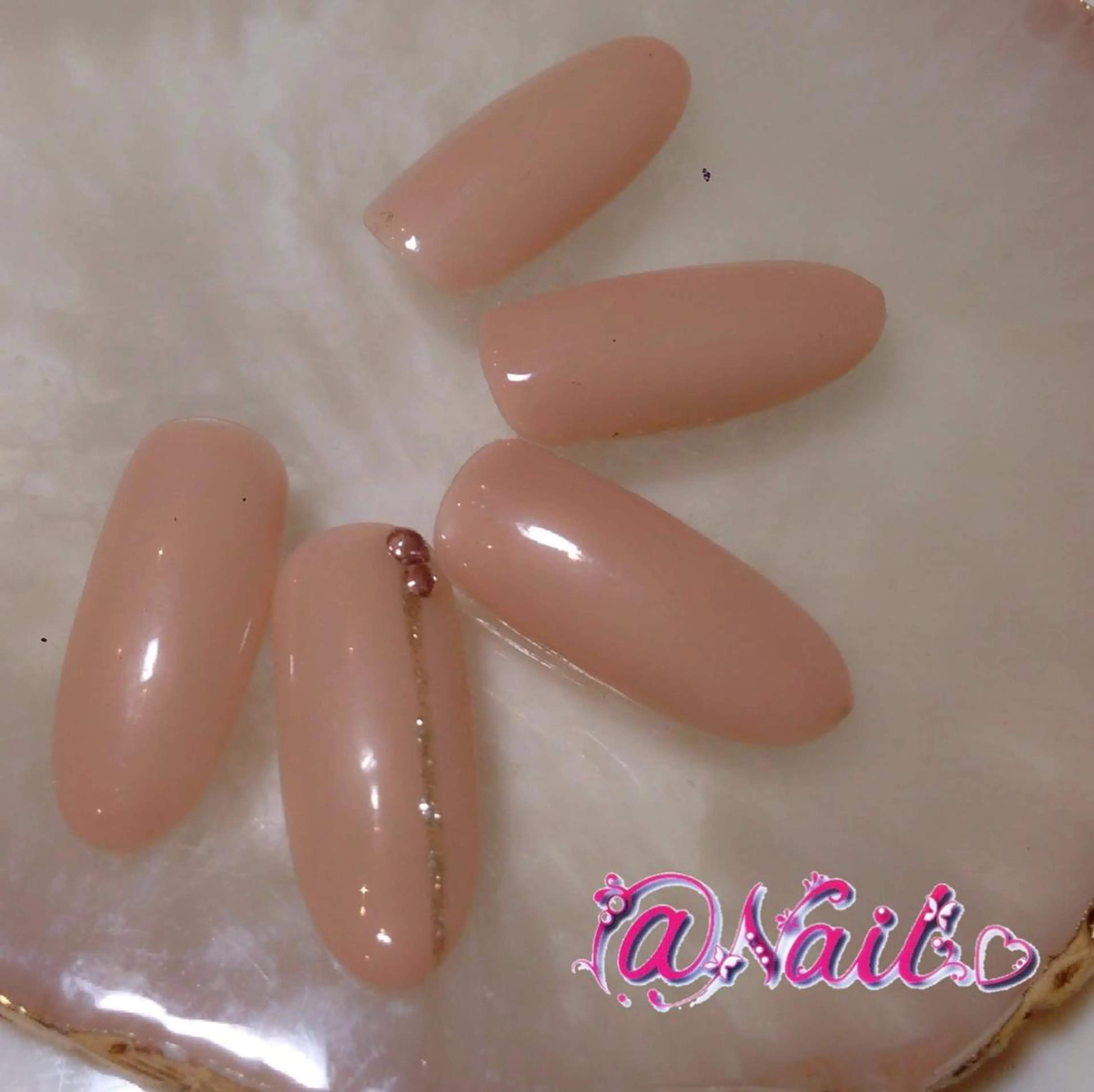 ネイル ネイルチップ 小尾 栞のネイルデザイン