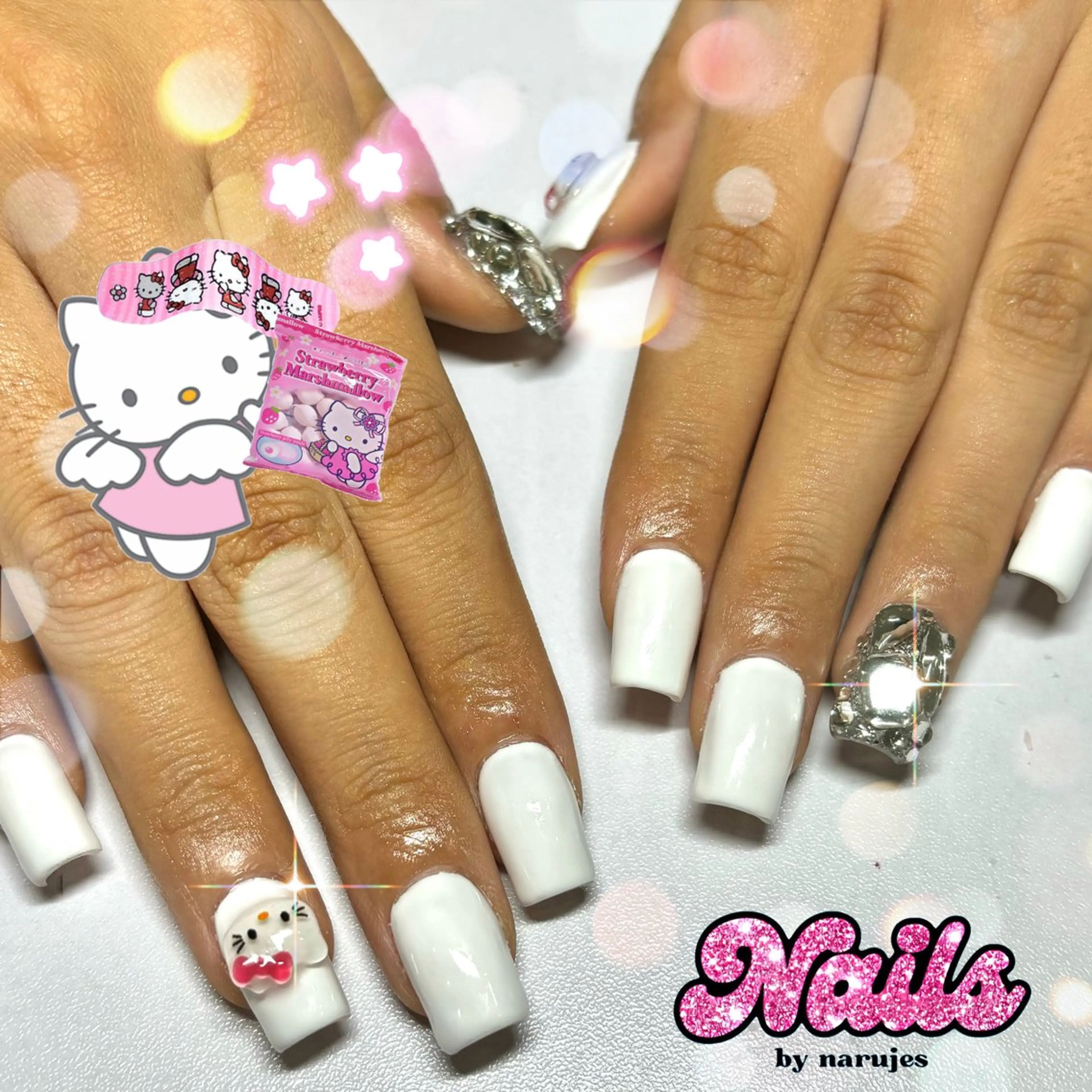 ネイル ショートネイル ホワイト ハンドネイル ギャルネイル🧸💖 narujesのネイルデザイン