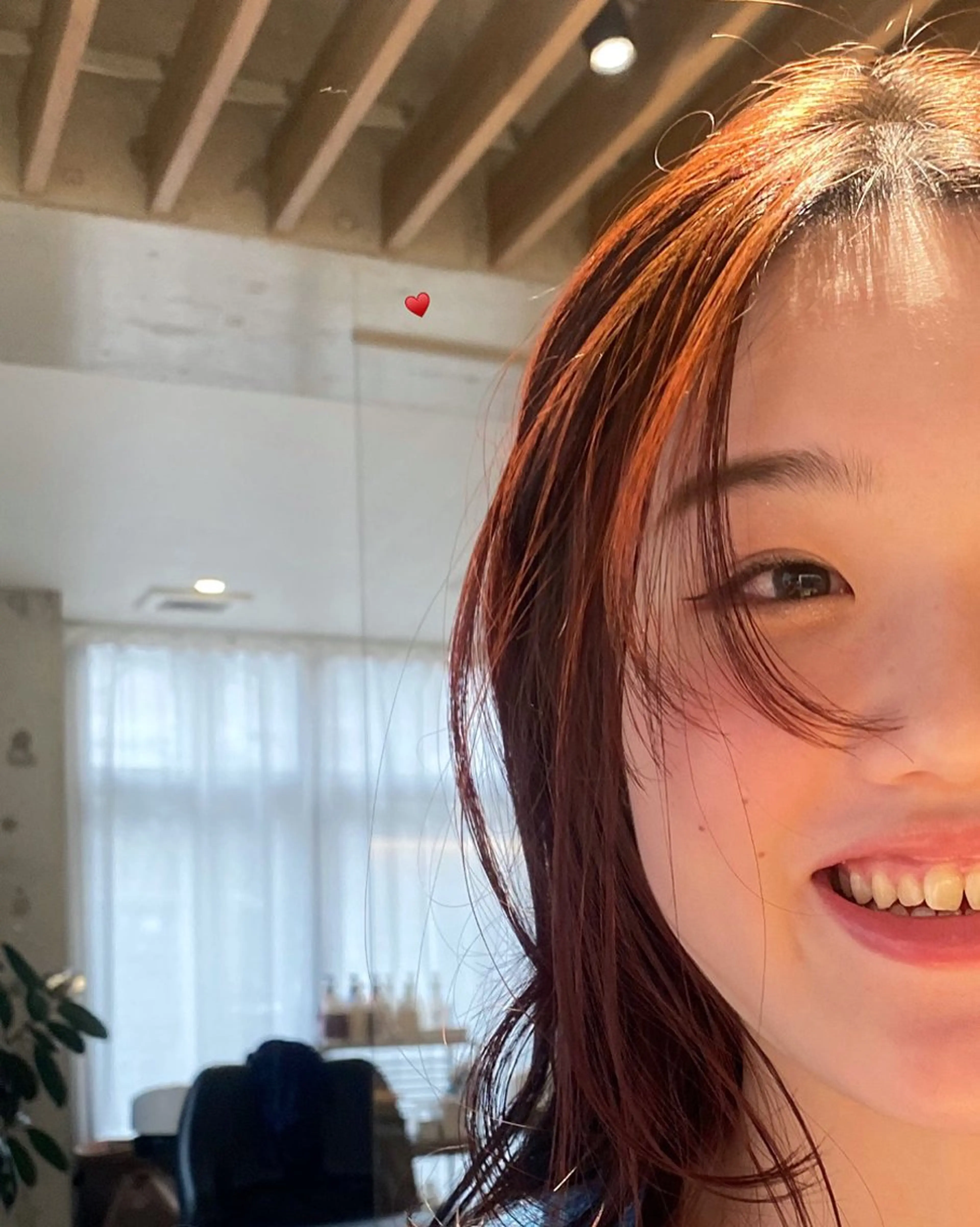 セミロング カラー 顔周りカット ooit所属・田崎 文香のヘアスタイル