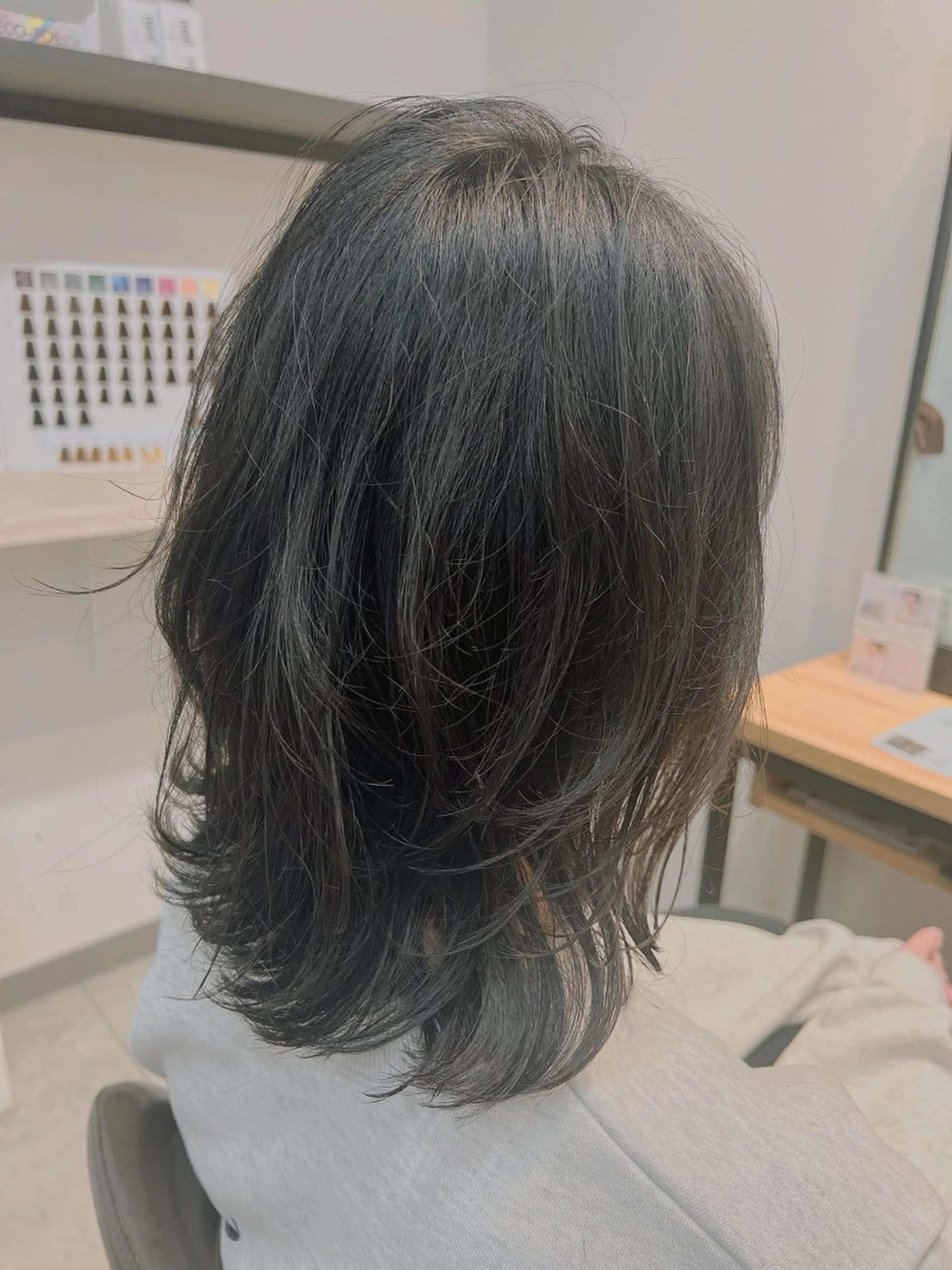 ミディアム ミディアムパーマ neaf 六本木店所属・六本木🫧ハイライト 望月彩音のヘアスタイル