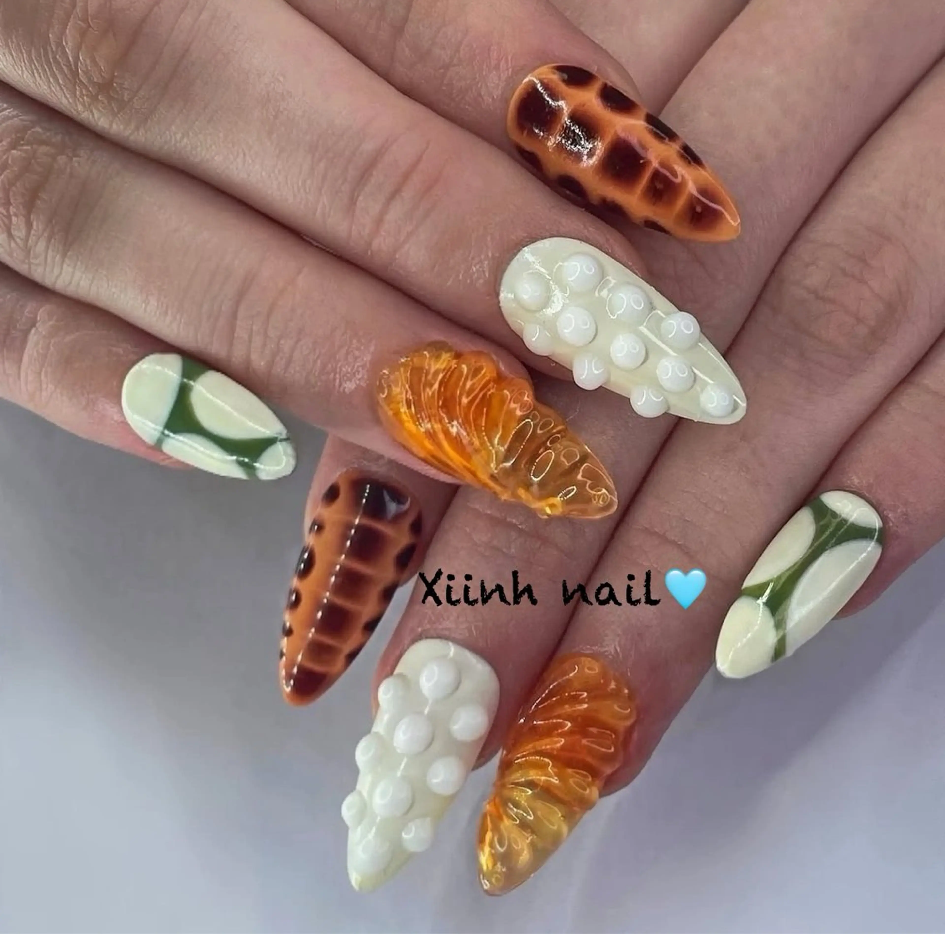 ネイル チークネイル 桜ネイル フットネイル ジェルネイル ハロウィン ハンドネイル XIINH NAIL SALONのネイルデザイン