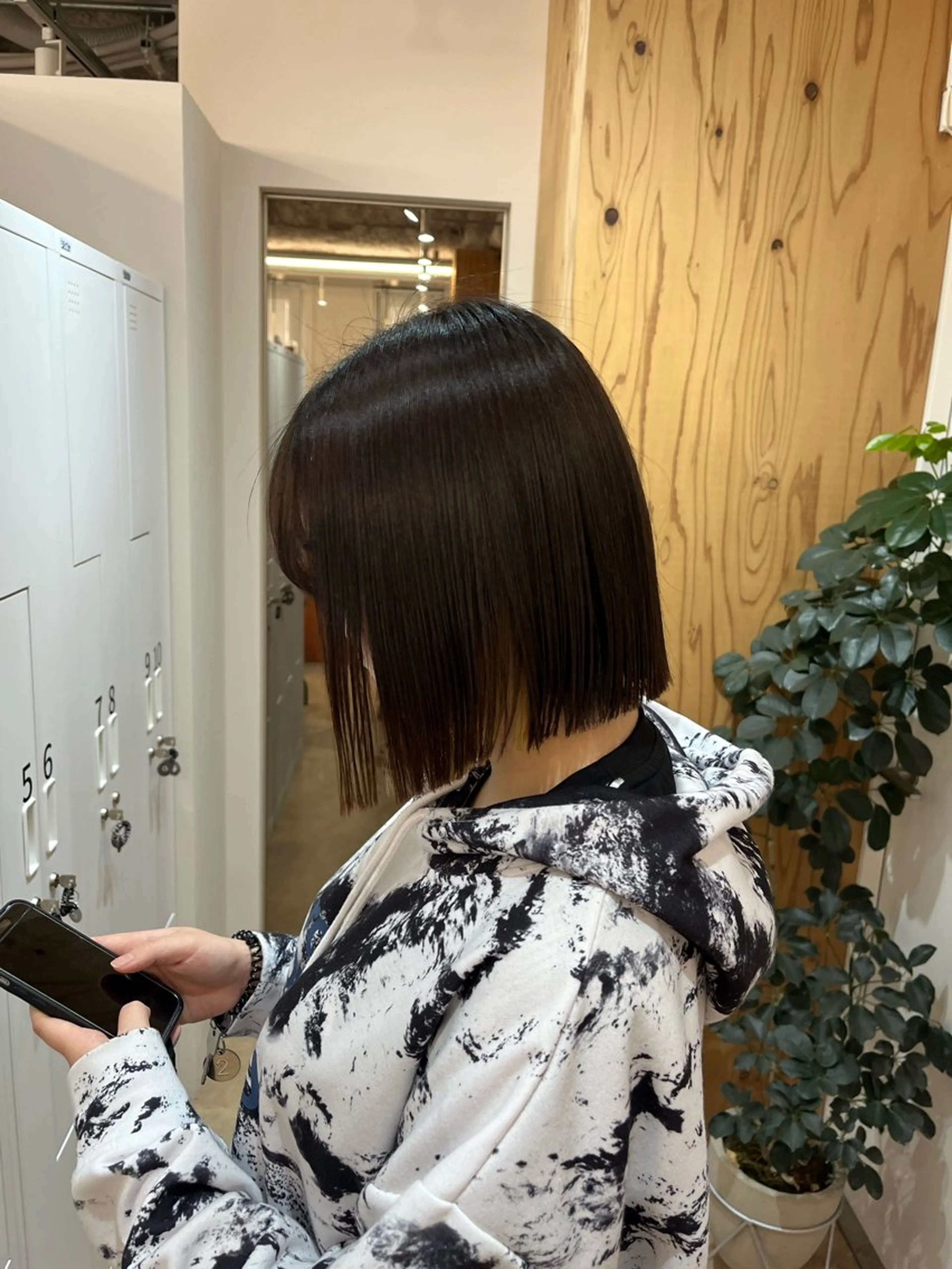 【✨ワンランク上のストレート✨】髪質改善ストレート+カット+トリートメント¥24750→¥15000の写真