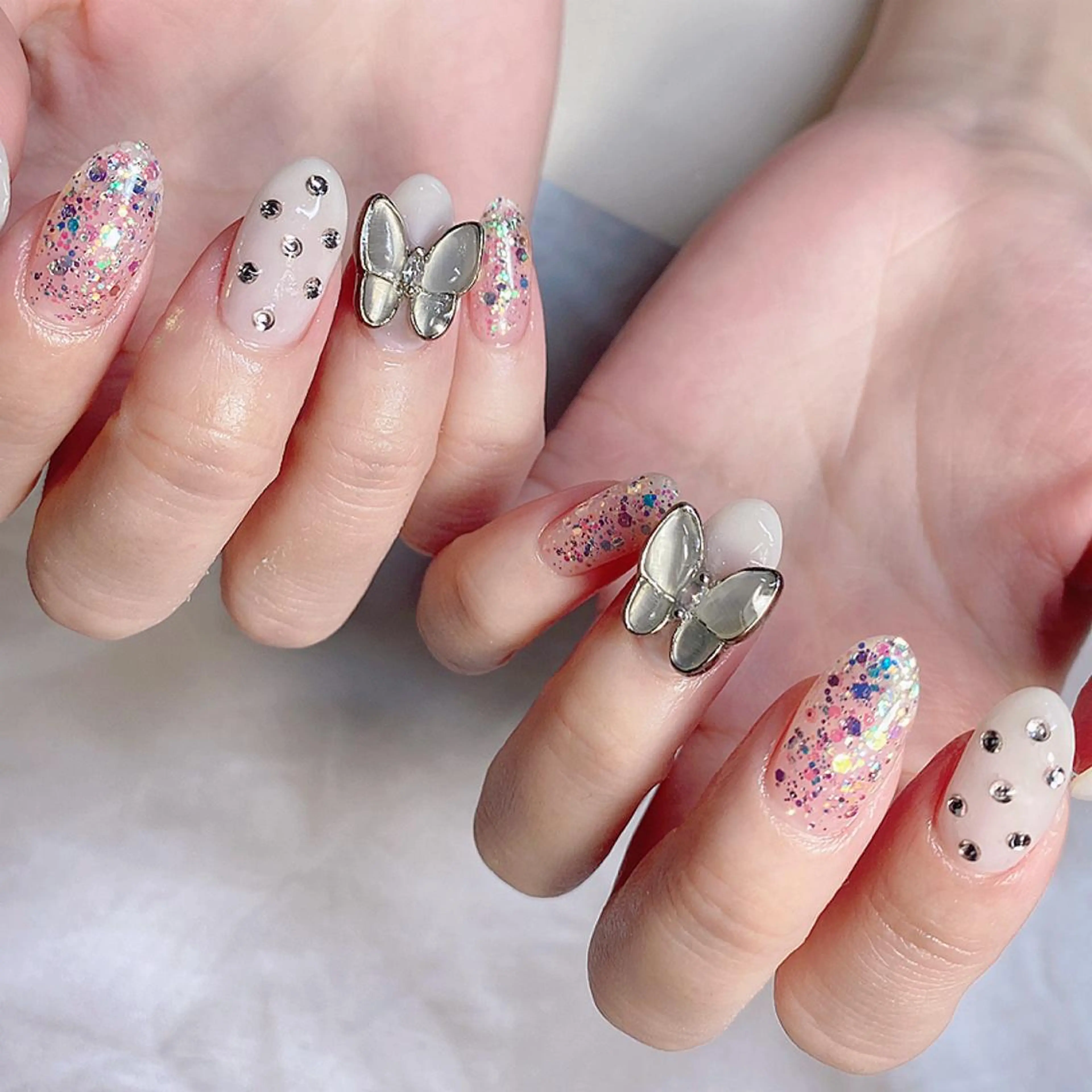 ネイル ハンドネイル RiLion💗 Risa🦋💜のネイルデザイン