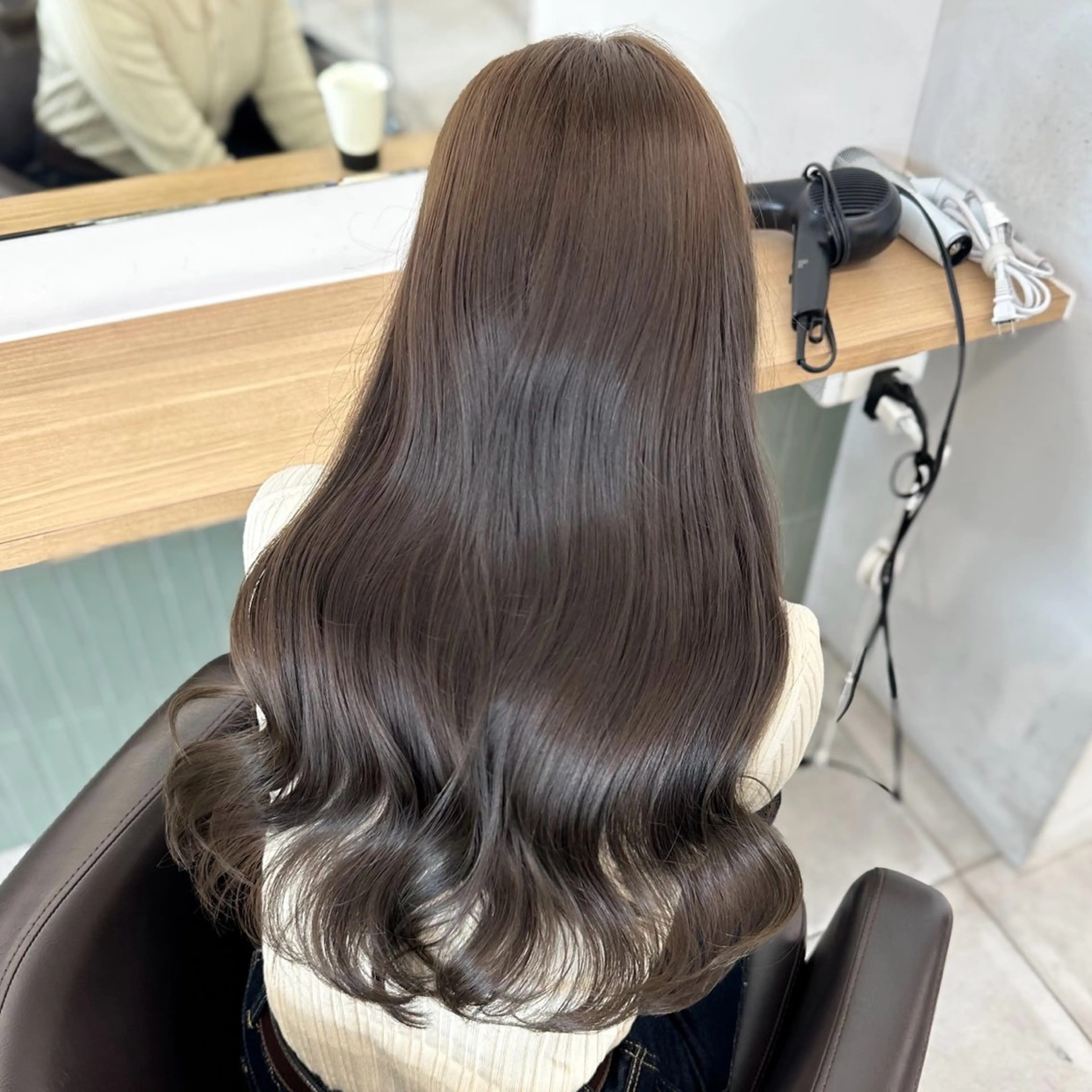 ロング カラー カット ヘアカラー トリートメント ブリーチなし/レイヤ ー特化🌈Tommyのヘアスタイル