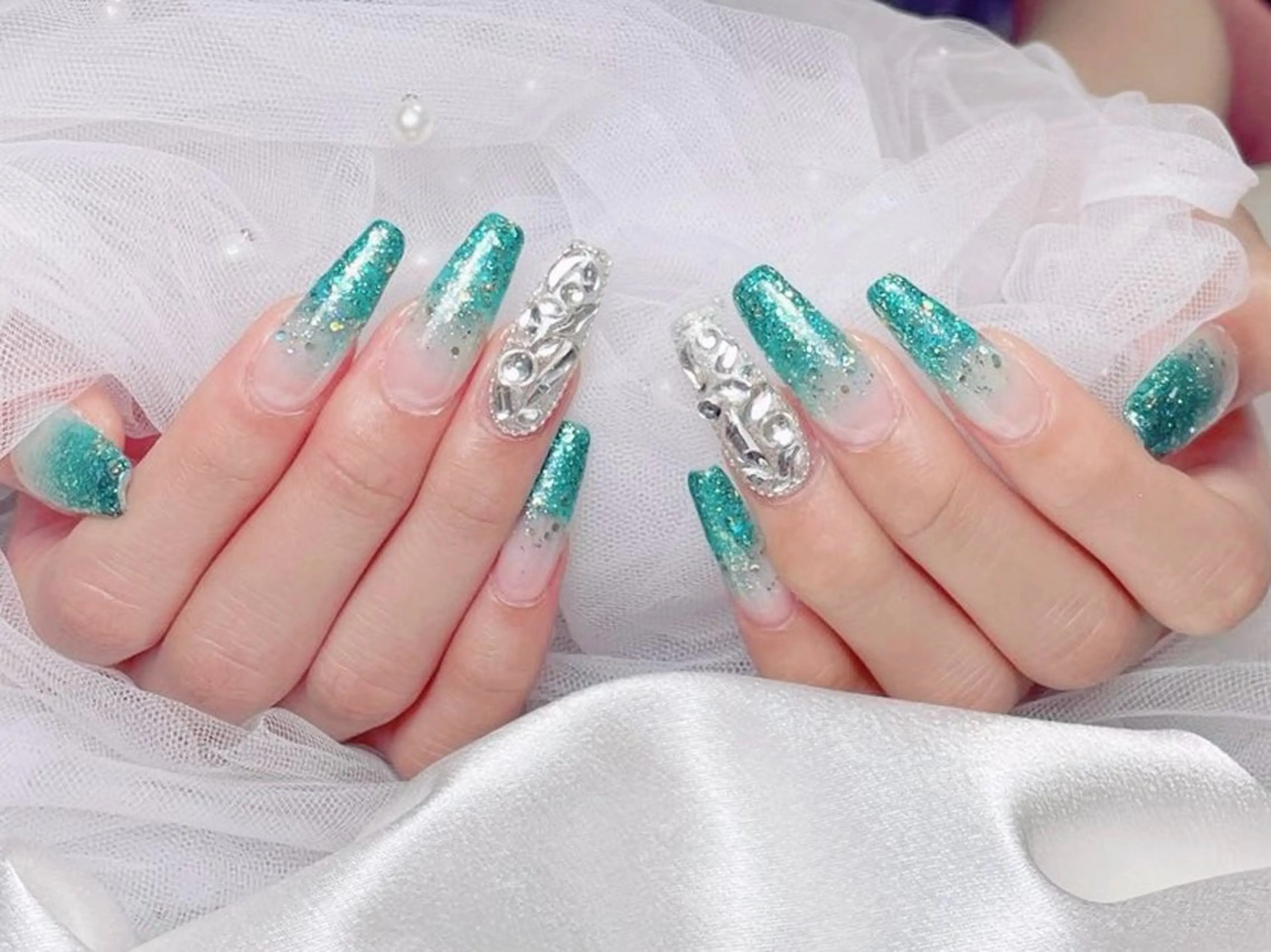 ネイル フレンチネイル ハート 韓国ネイル マグネットネイル マグネットフレンチ ハンドネイル ネイルサロン lotusのネイルデザイン