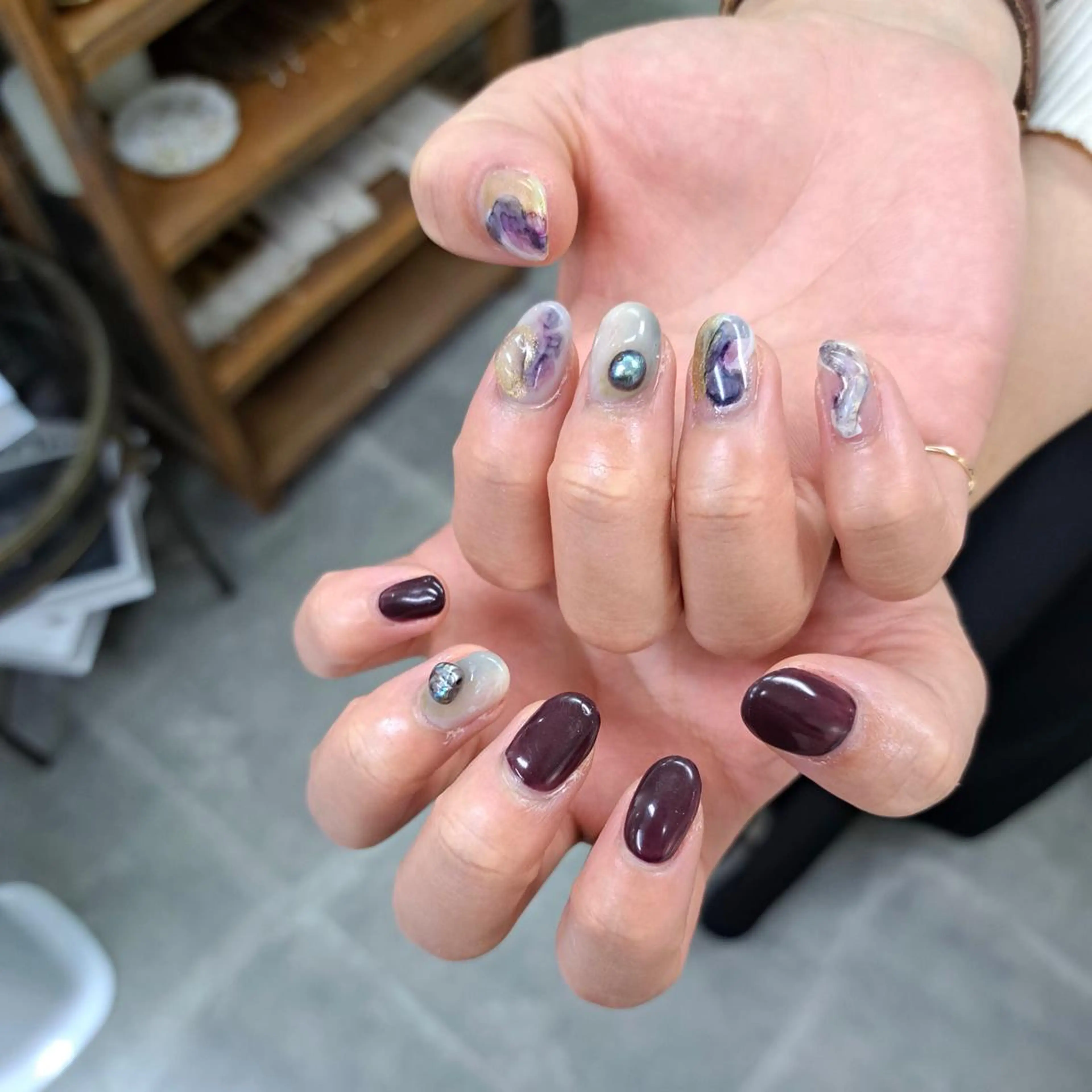 ネイル アートネイル ジェルネイル ニュアンスネイル スカルプネイル nailstudio eviz新宿店のネイルデザイン