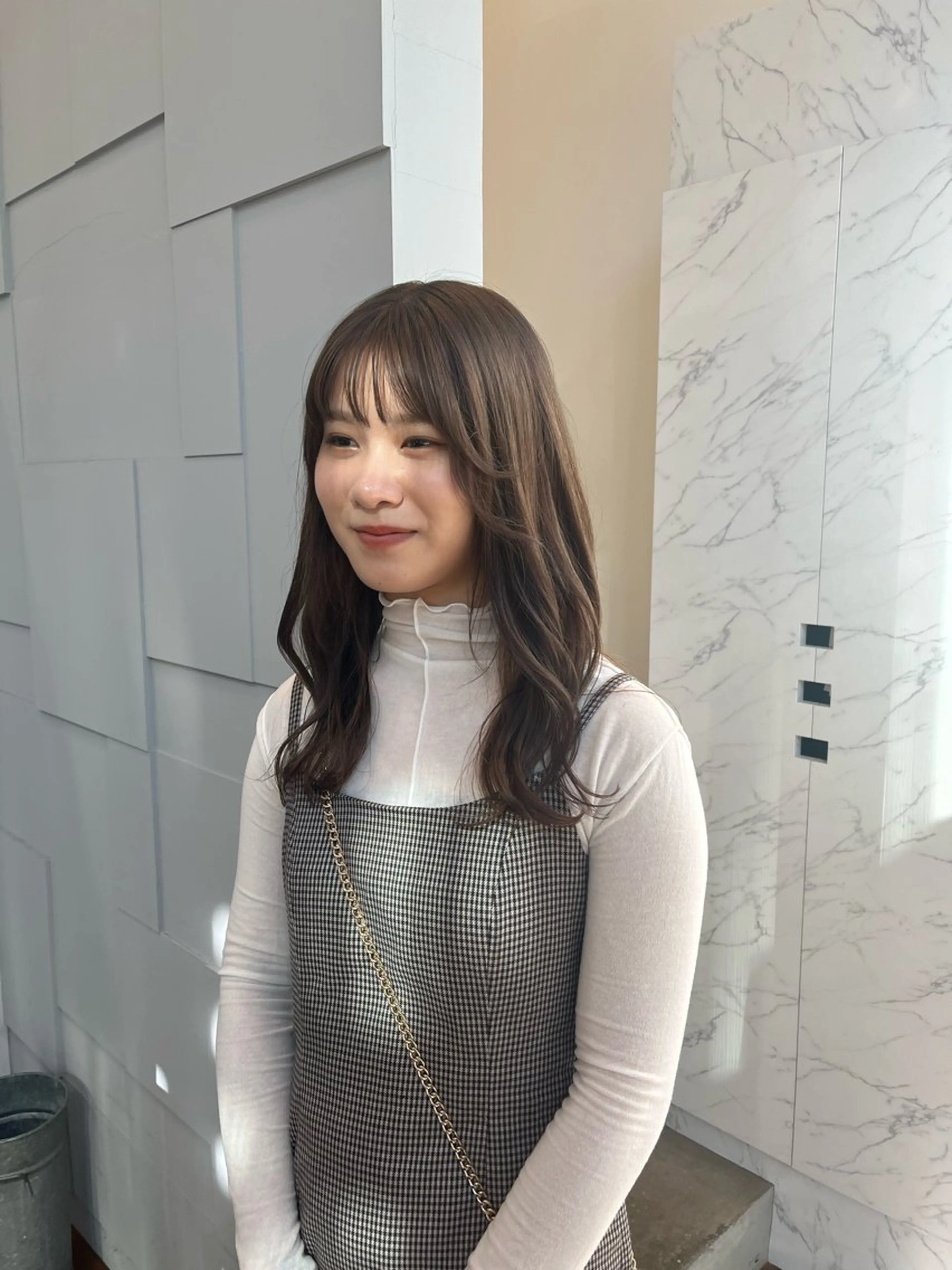 ロング ﾏｽﾀﾞ ｱｲﾘのヘアスタイル